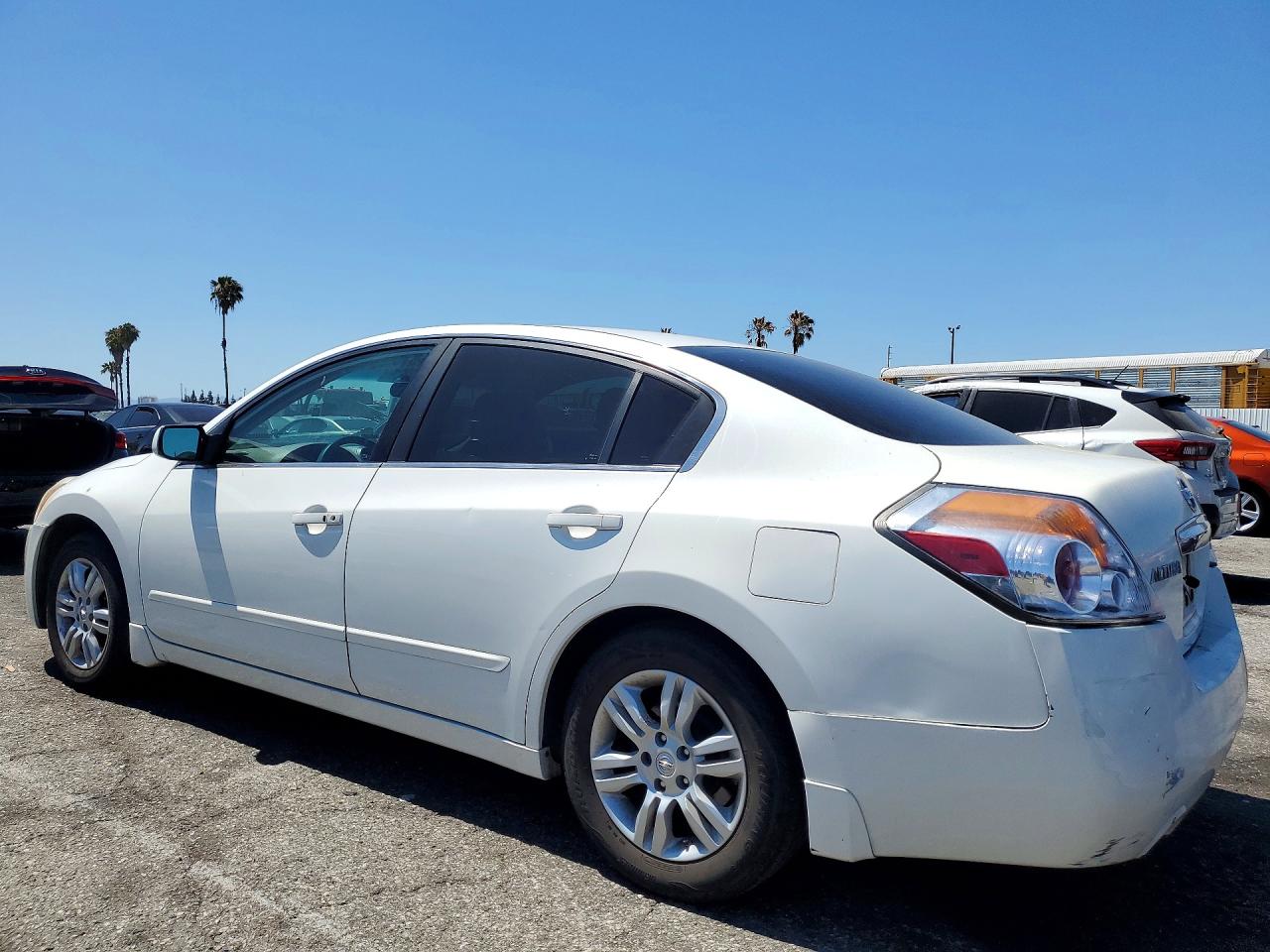 2011 Nissan Altima 2.5 White vin: 1N4AL2AP5BC154567