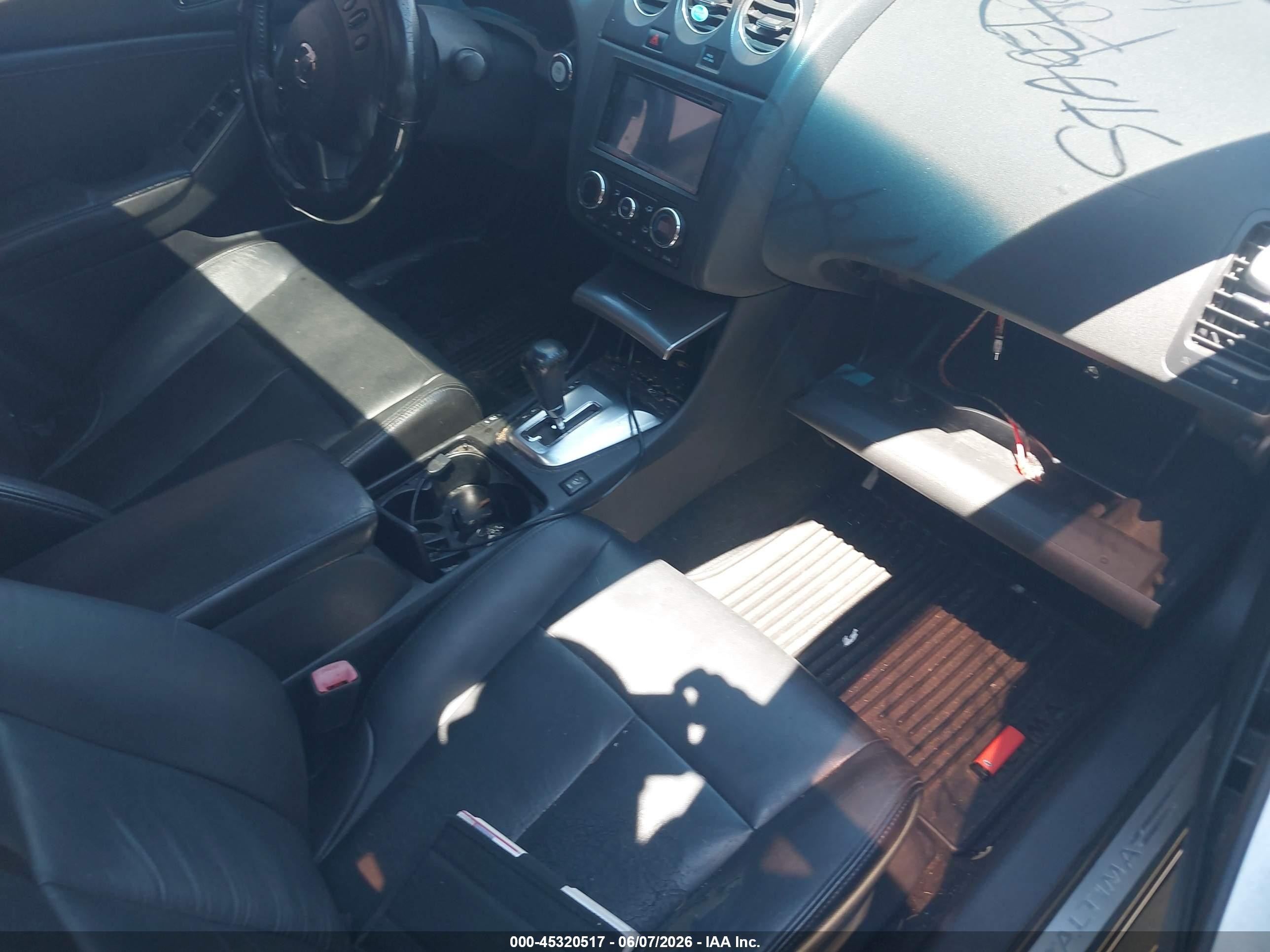 2011 Nissan Altima 2.5 S Черный vin: 1N4AL2AP5BN414132