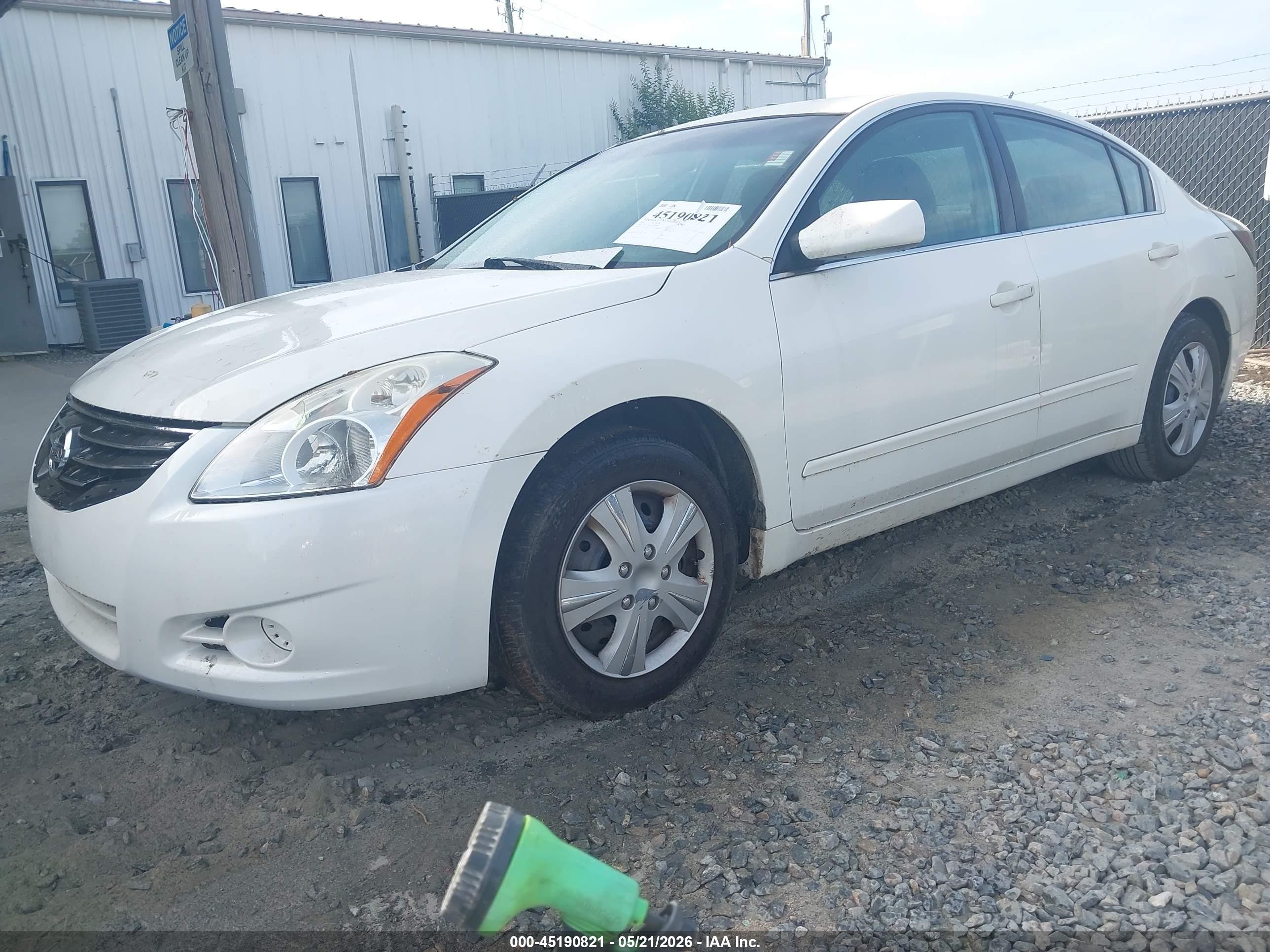 2011 Nissan Altima 2.5 White vin: 1N4AL2AP5BN415409