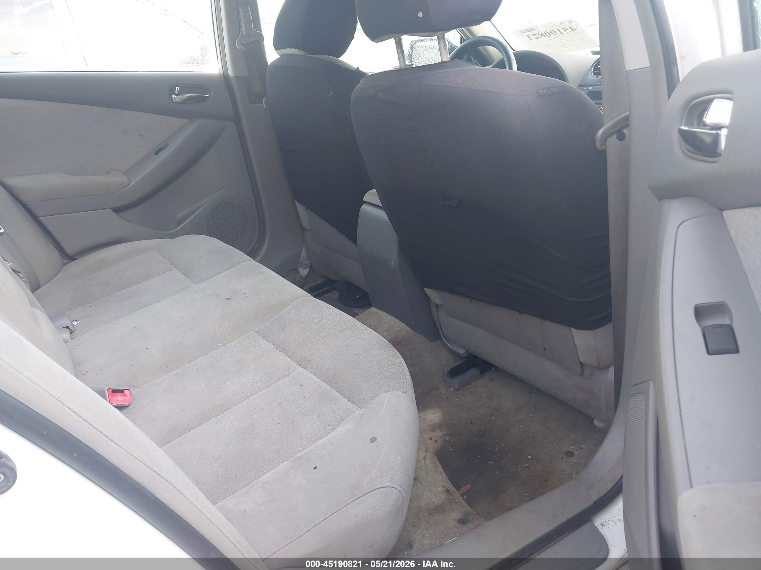 2011 Nissan Altima 2.5 White vin: 1N4AL2AP5BN415409