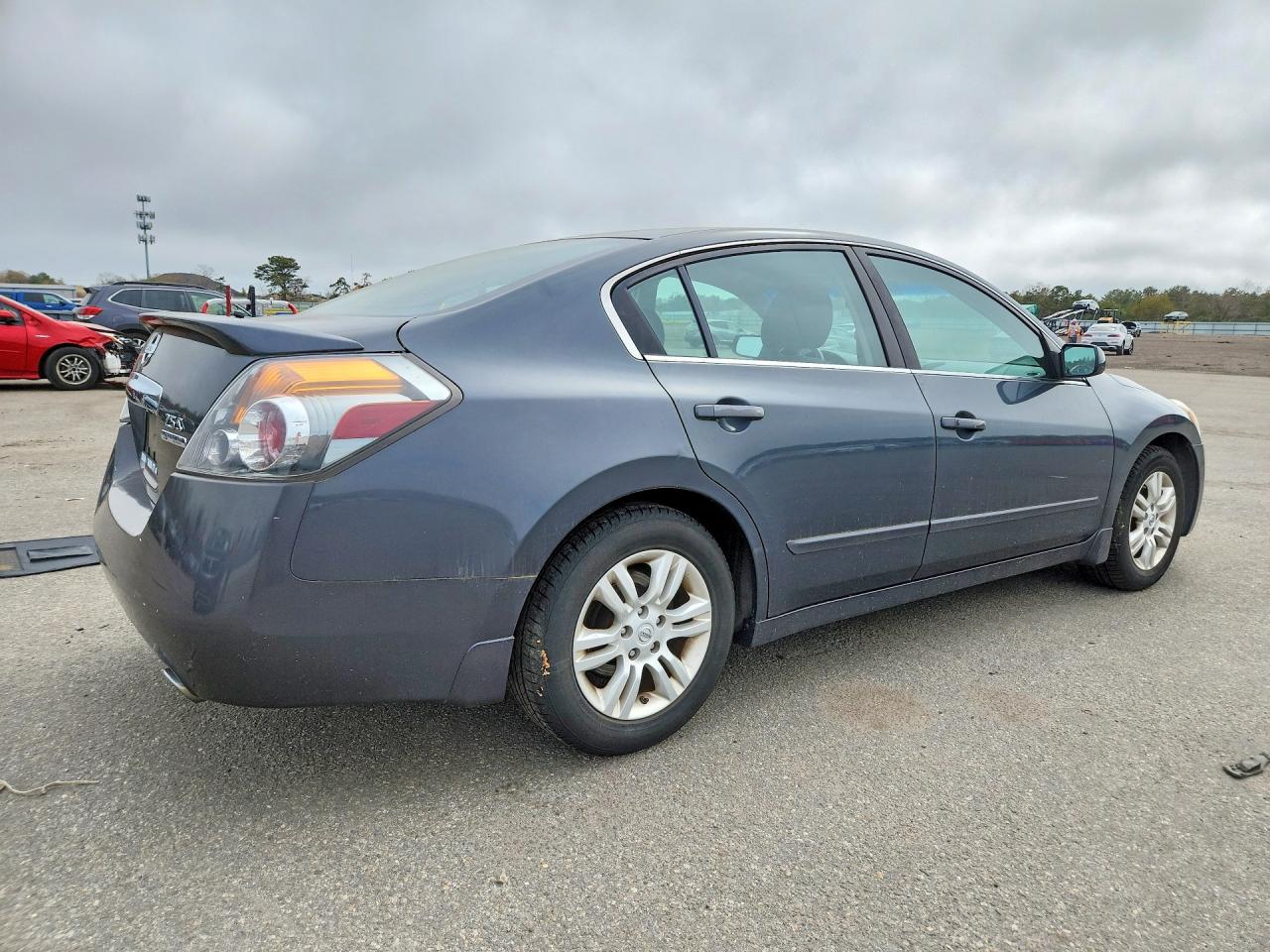 2011 Nissan Altima Charcoal vin: 1N4AL2AP5BN430878