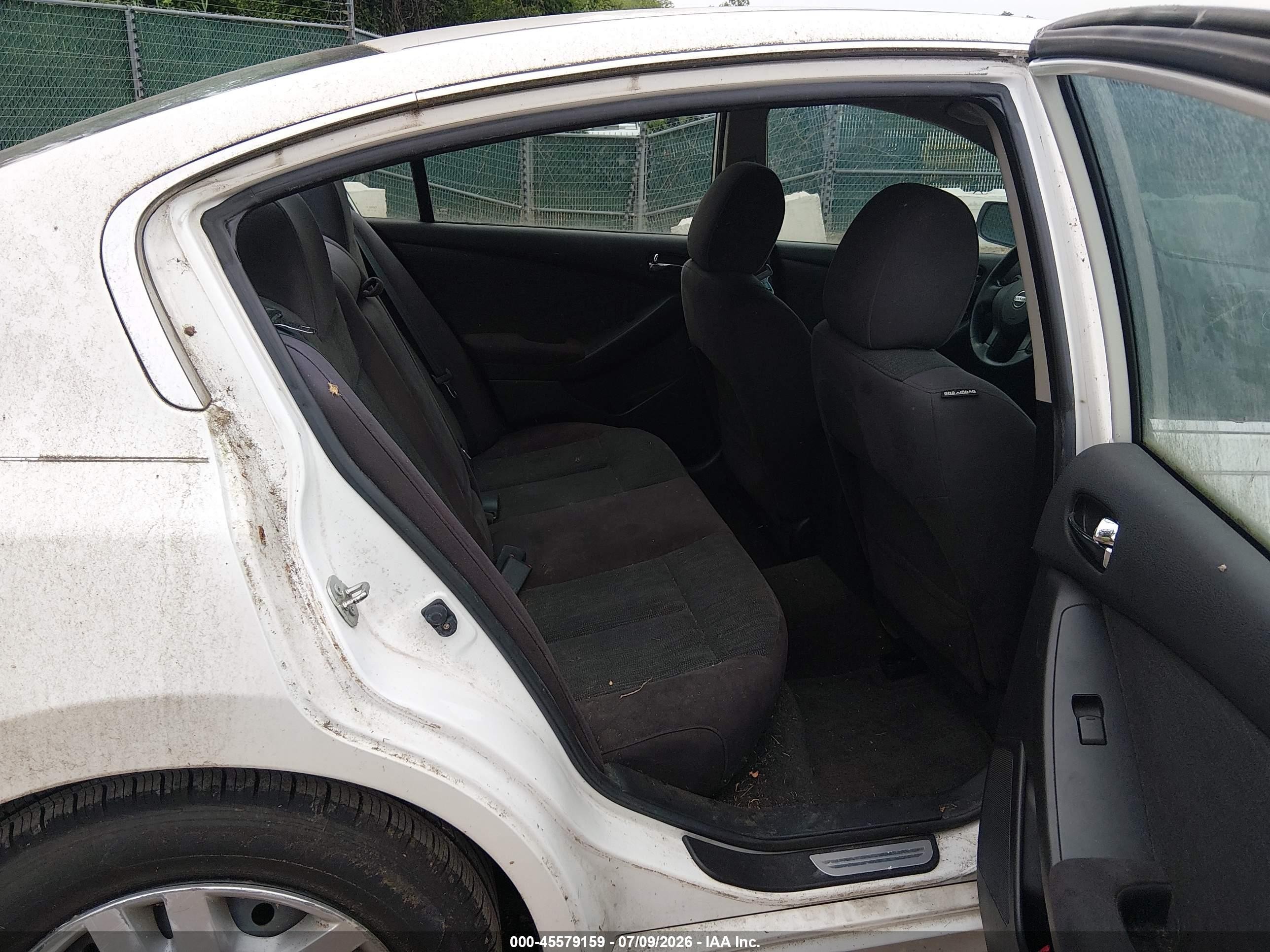 2011 Nissan Altima 2.5 S White vin: 1N4AL2AP5BN469017