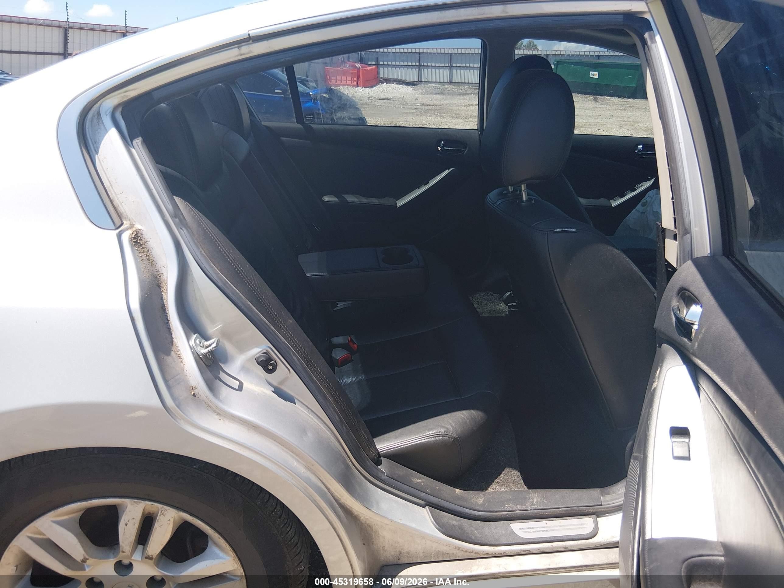 2011 Nissan Altima 2.5 S Silver vin: 1N4AL2AP5BN485220