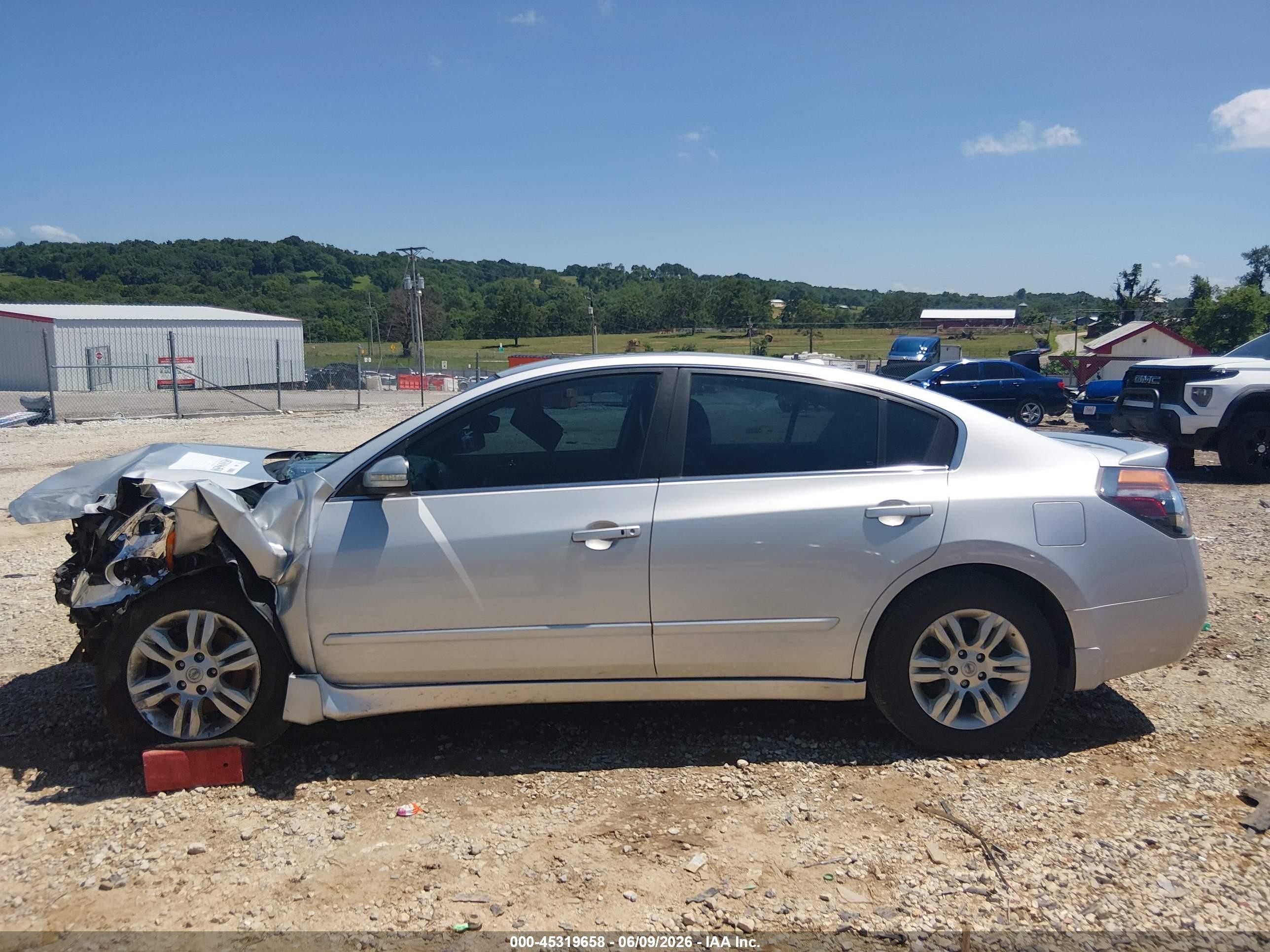 2011 Nissan Altima 2.5 S Silver vin: 1N4AL2AP5BN485220