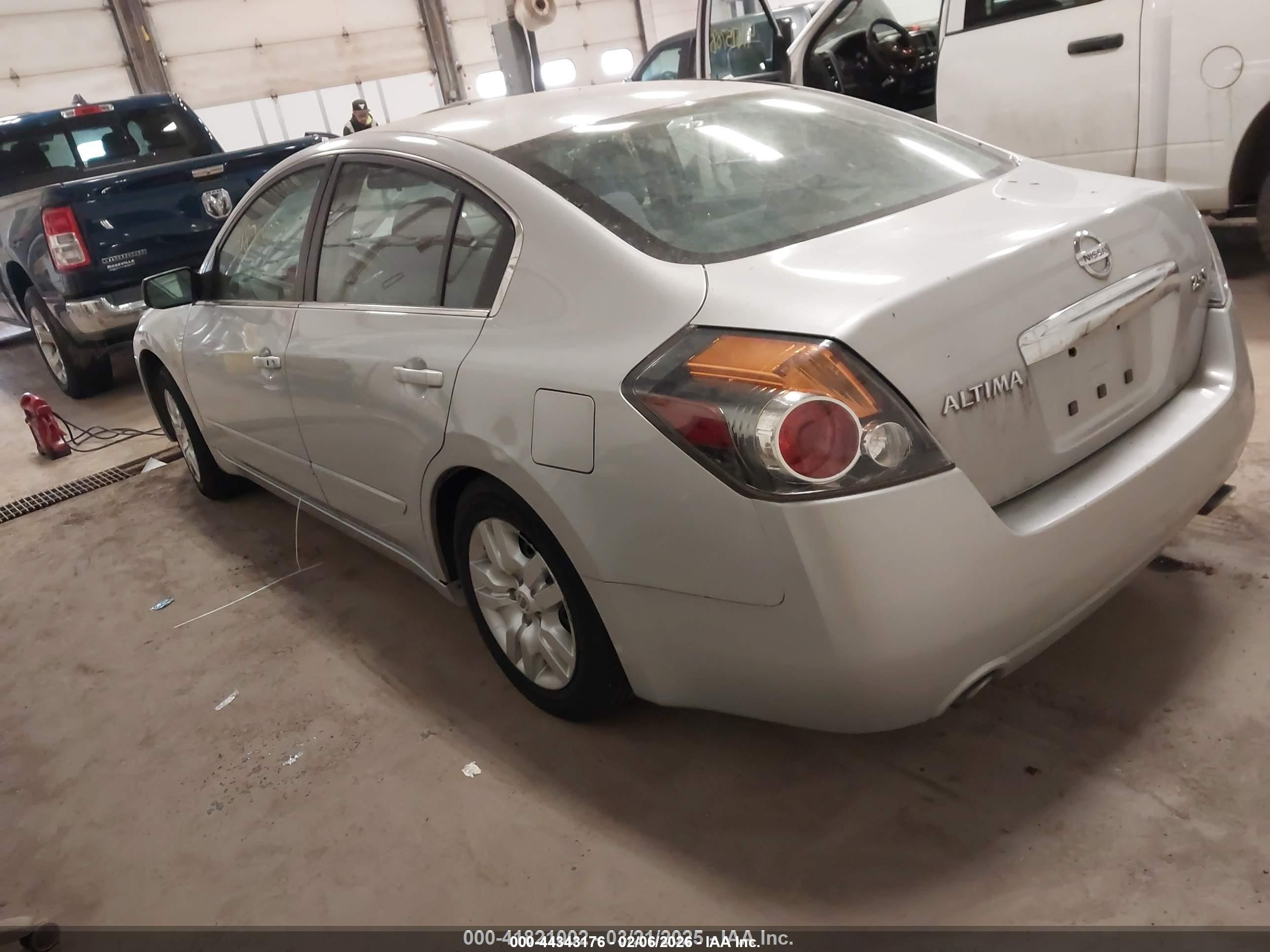 2011 Nissan Altima 2.5 S Silver vin: 1N4AL2AP5BN487503