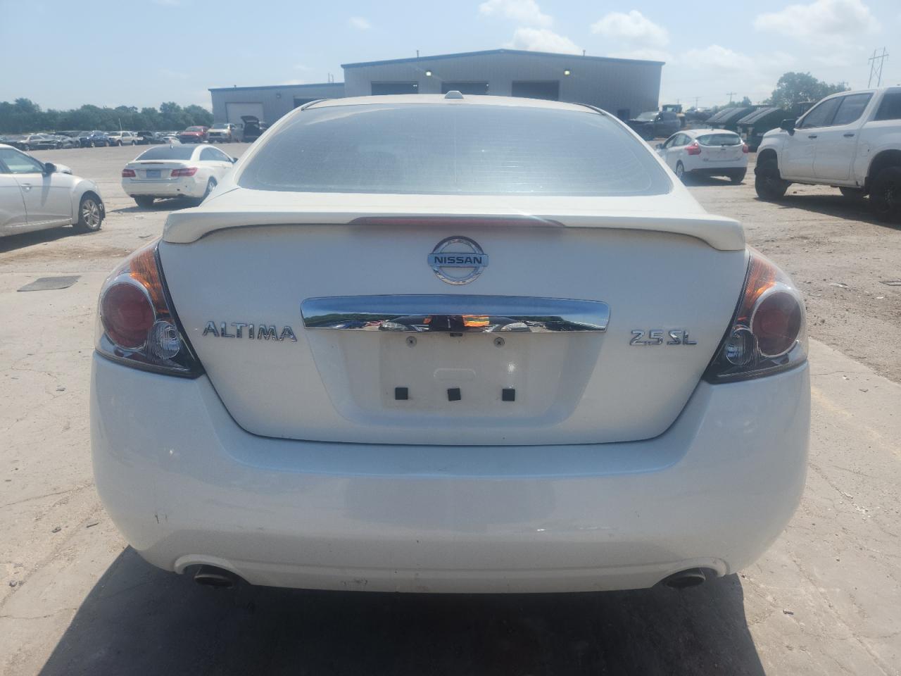 2011 Nissan Altima Base Белый vin: 1N4AL2AP5BN489512