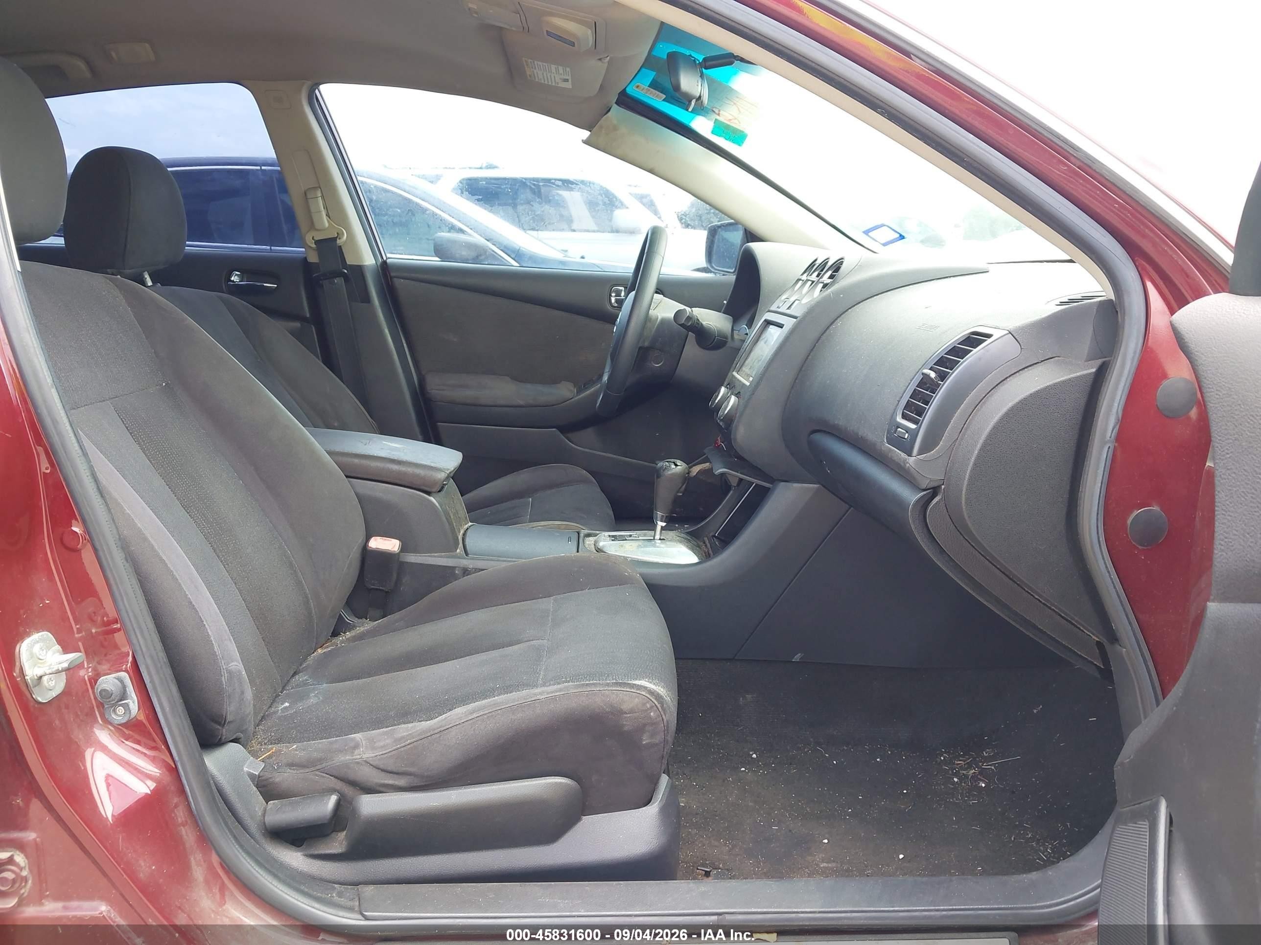 2011 Nissan Altima 2.5 S Burgundy vin: 1N4AL2AP5BN510200