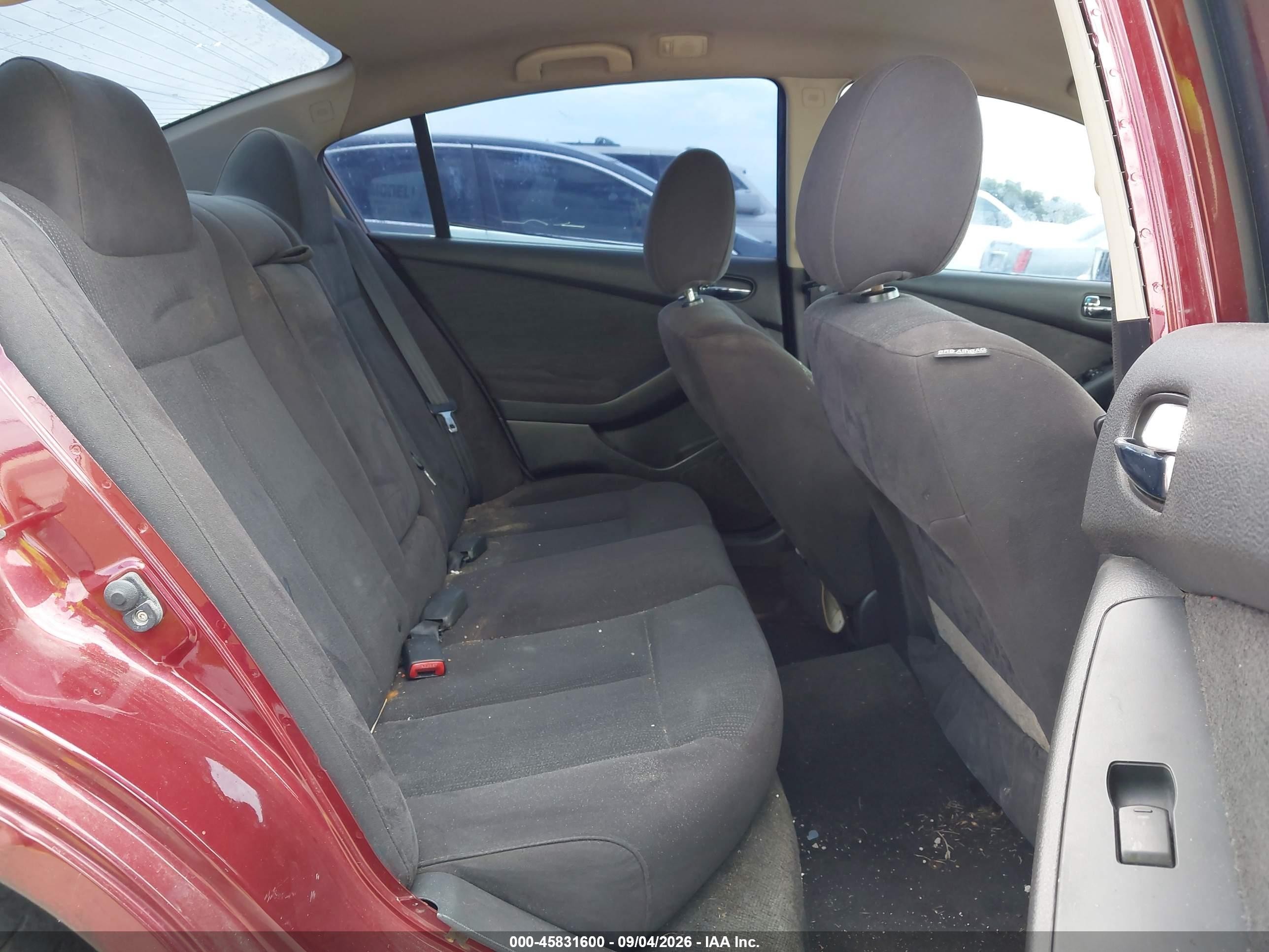 2011 Nissan Altima 2.5 S Burgundy vin: 1N4AL2AP5BN510200