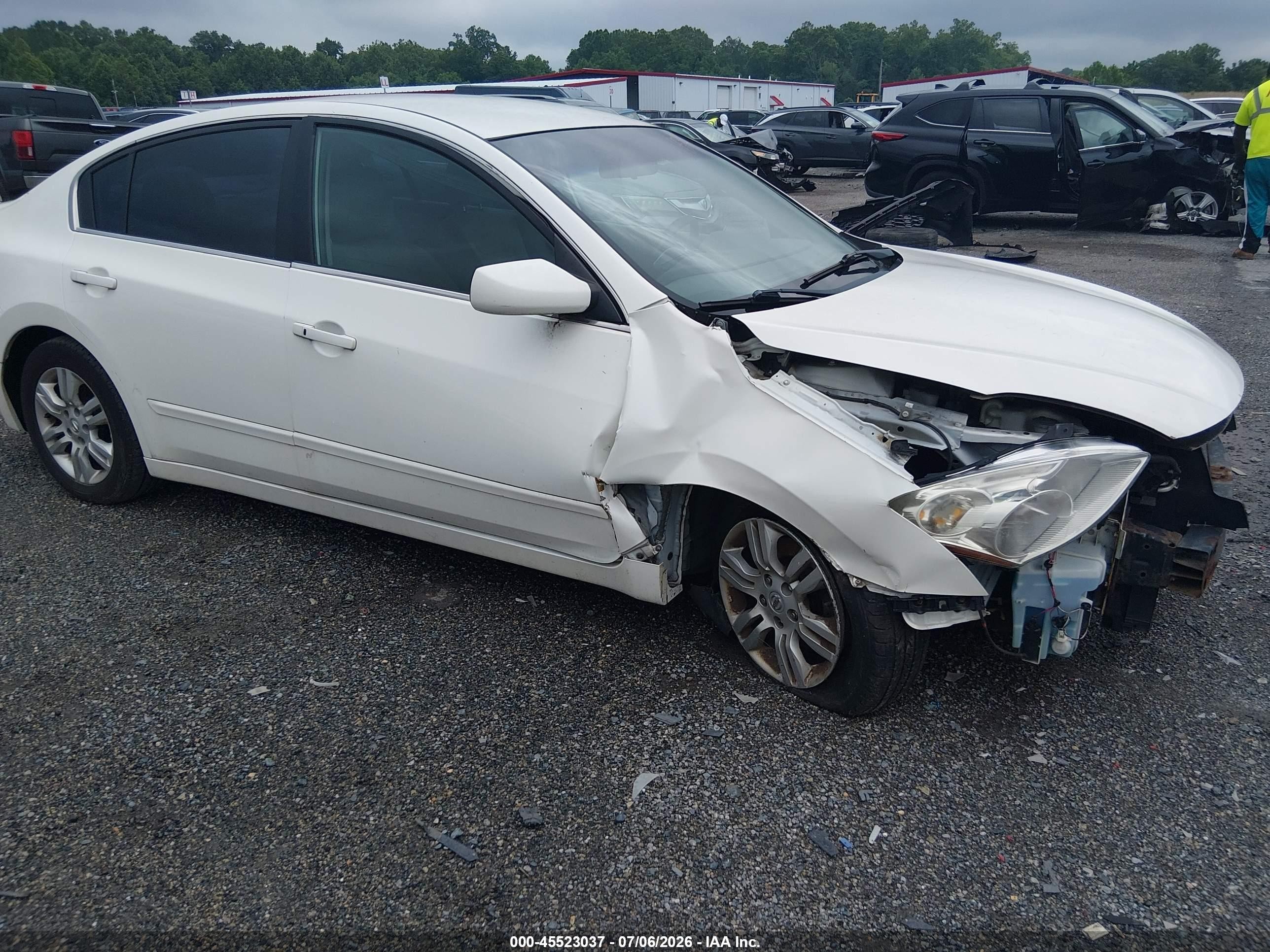 2011 Nissan Altima 2.5 S White vin: 1N4AL2AP5BN513713