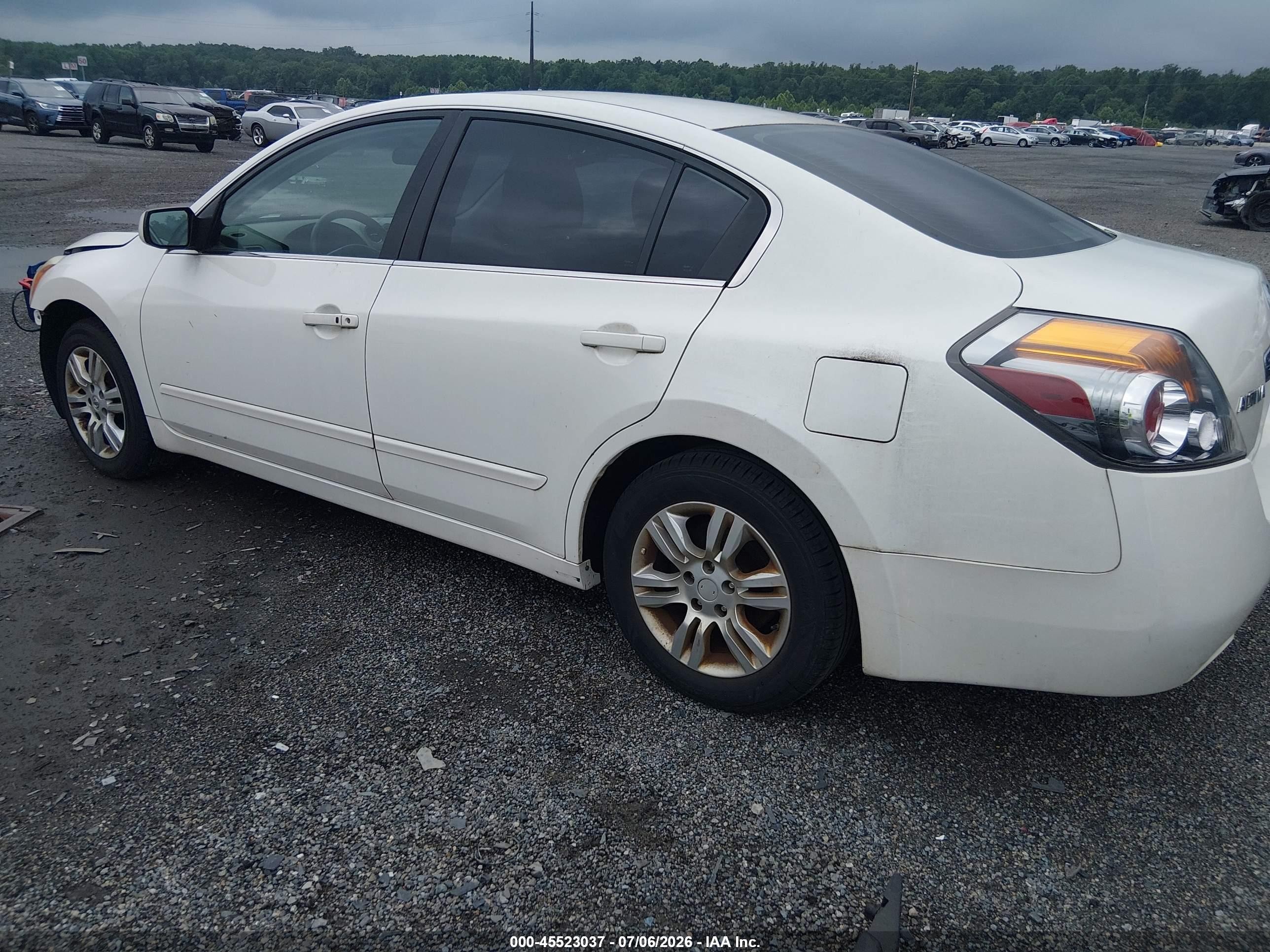 2011 Nissan Altima 2.5 S White vin: 1N4AL2AP5BN513713
