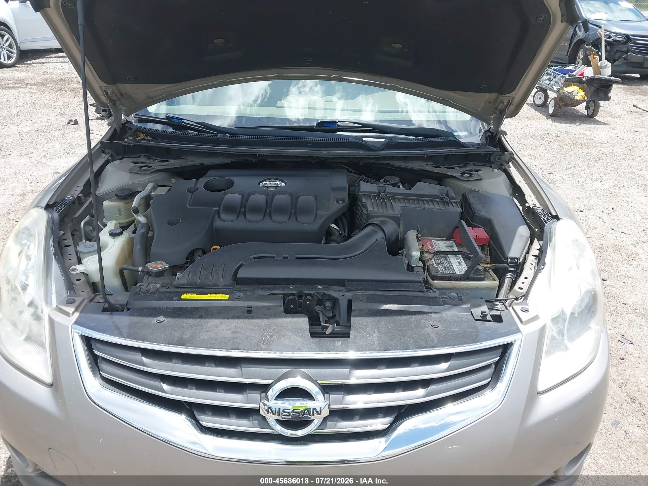 2012 Nissan Altima 2.5 S Beige vin: 1N4AL2AP5CC114913