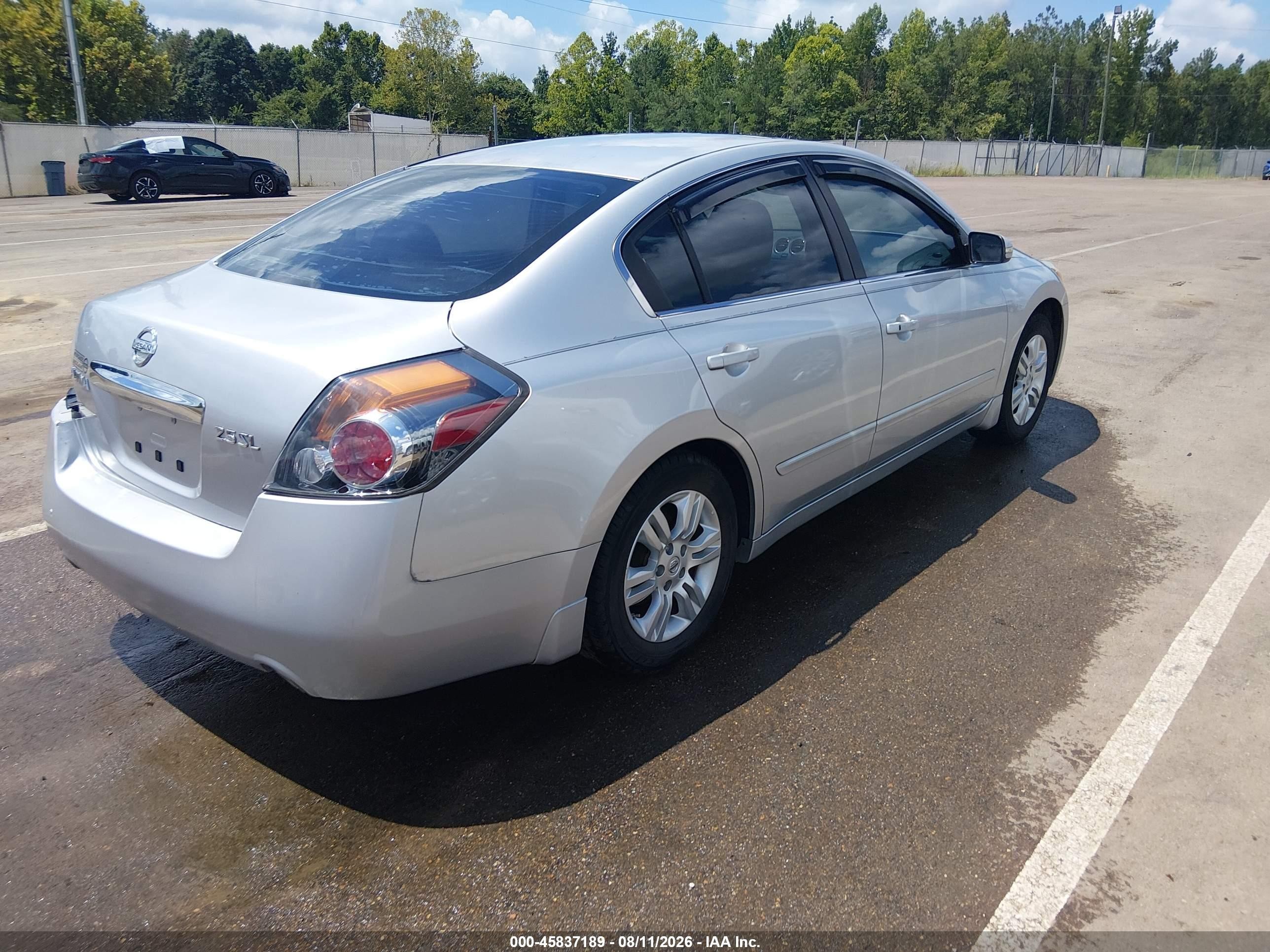 2012 Nissan Altima 2.5 S Silver vin: 1N4AL2AP5CC118072