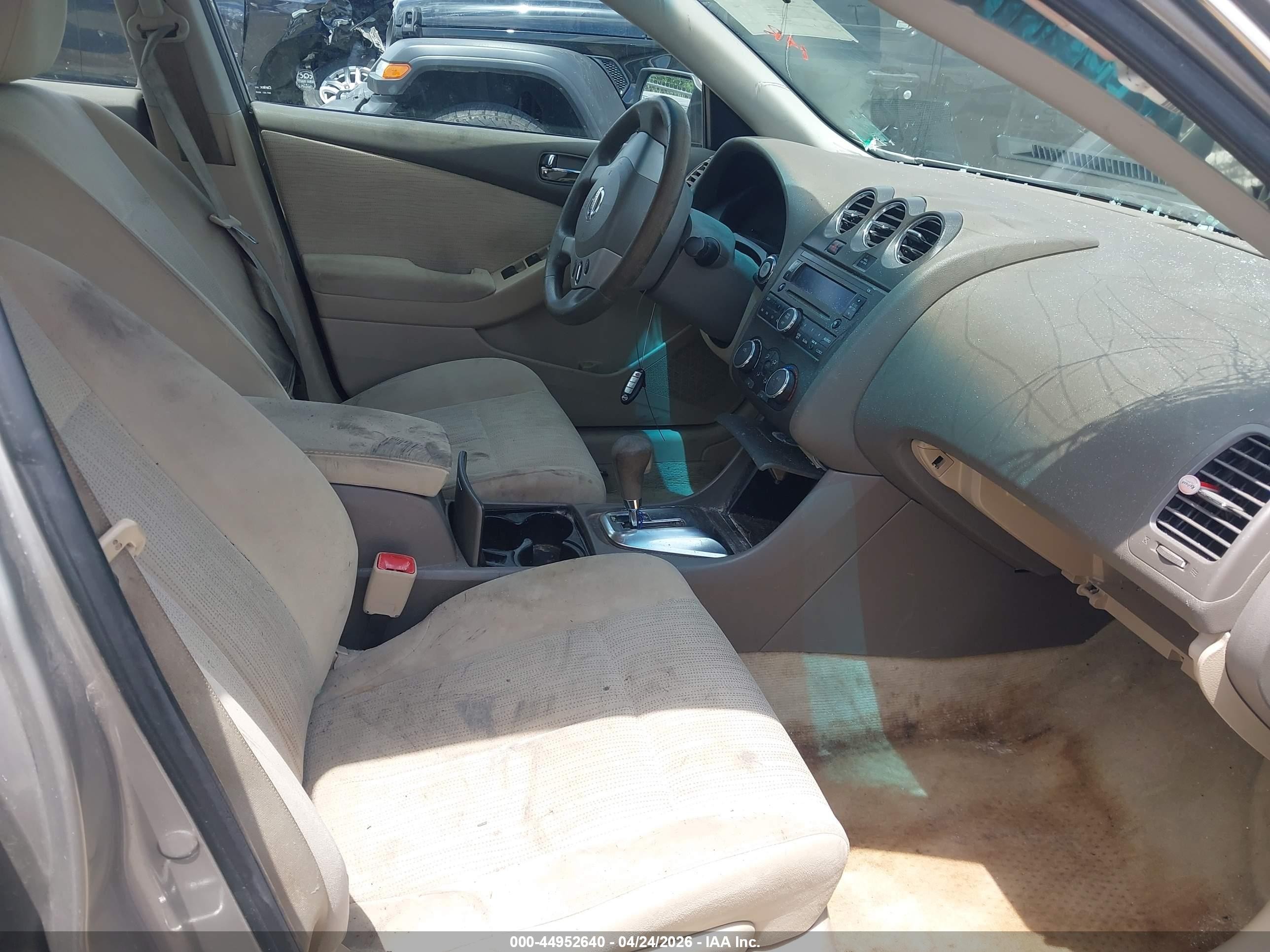 2012 Nissan Altima 2.5 S Beige vin: 1N4AL2AP5CC249857