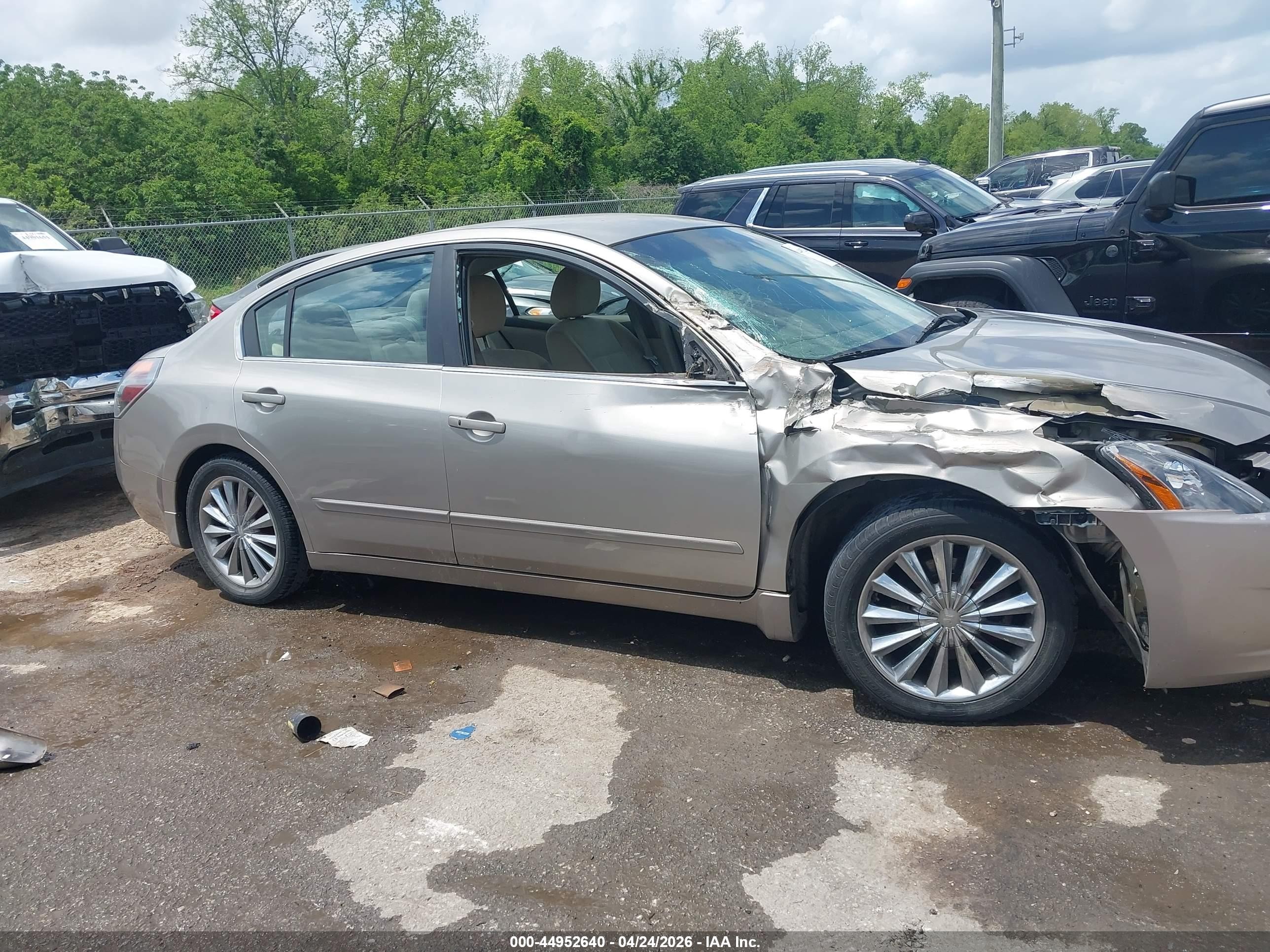 2012 Nissan Altima 2.5 S Beige vin: 1N4AL2AP5CC249857