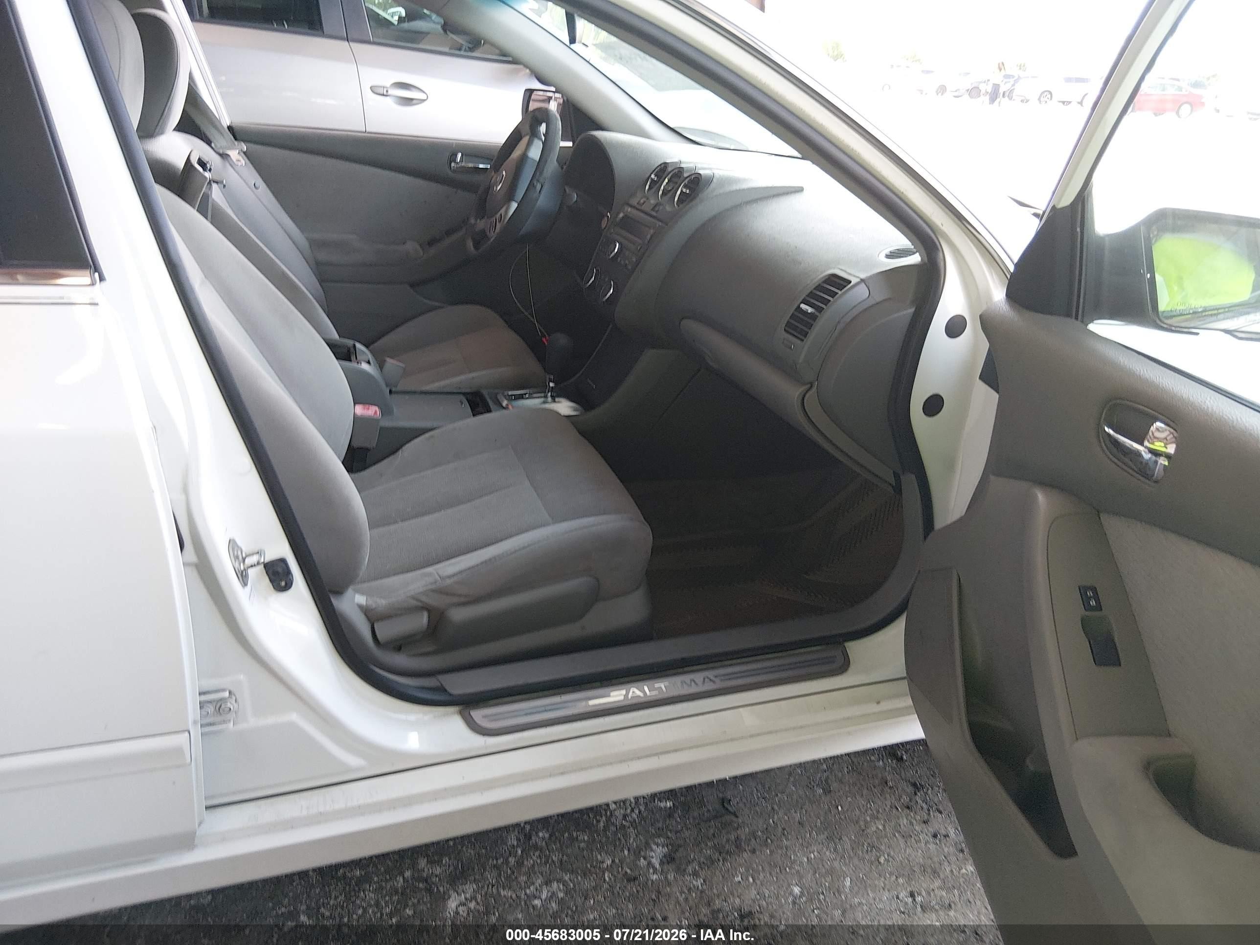 2012 Nissan Altima 2.5 S White vin: 1N4AL2AP5CC251642