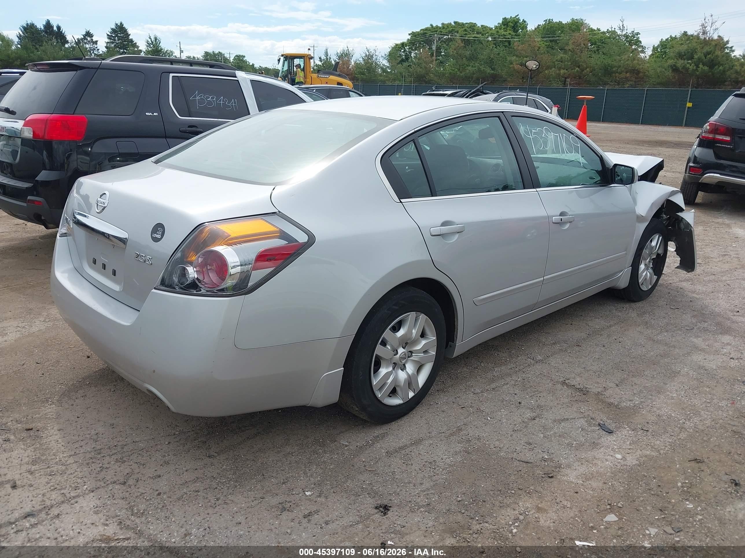 2012 Nissan Altima 2.5 S Серебряный vin: 1N4AL2AP5CN405657