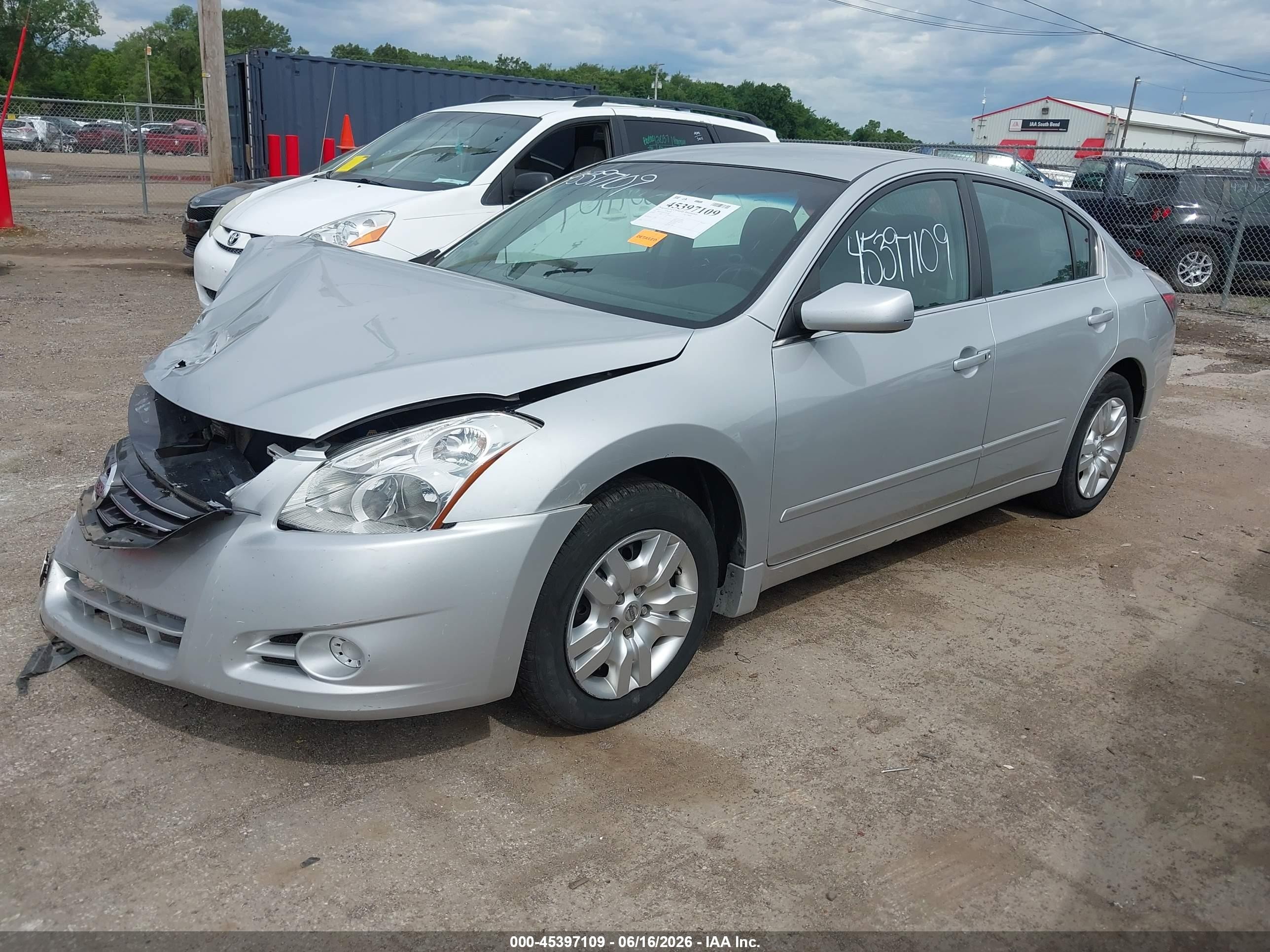 2012 Nissan Altima 2.5 S Серебряный vin: 1N4AL2AP5CN405657