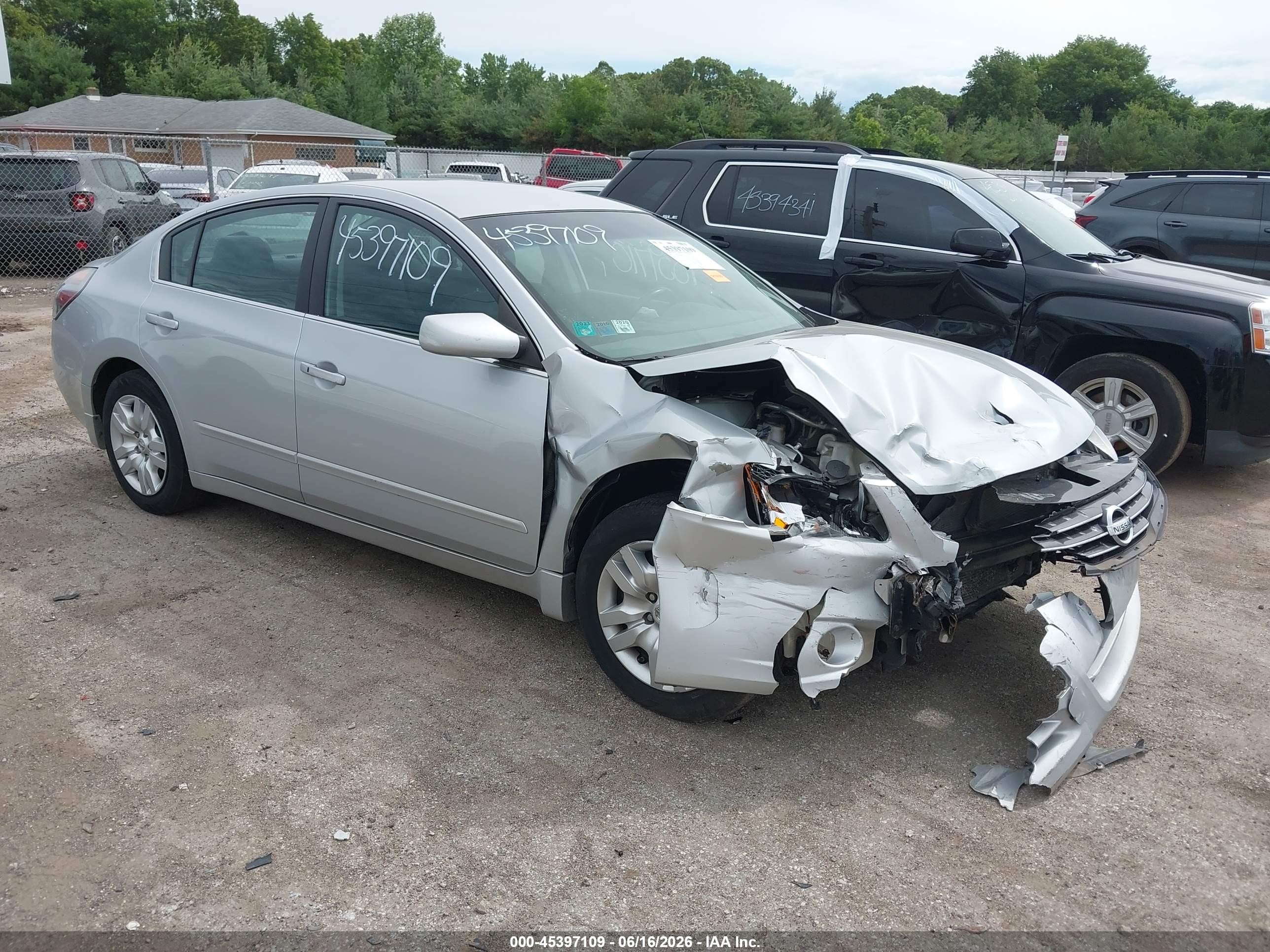 2012 Nissan Altima 2.5 S Серебряный vin: 1N4AL2AP5CN405657