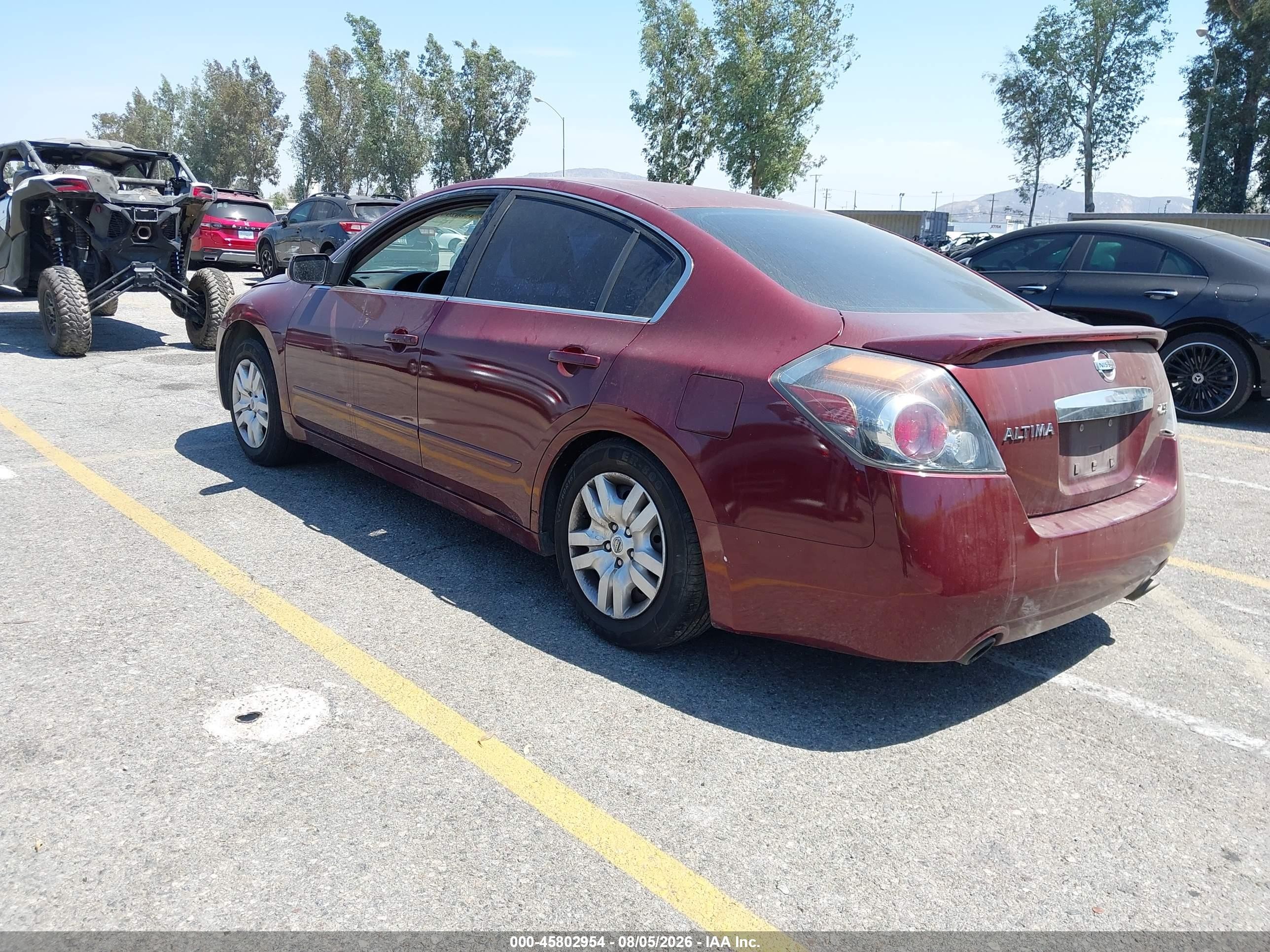2012 Nissan Altima 2.5 S Burgundy vin: 1N4AL2AP5CN459668