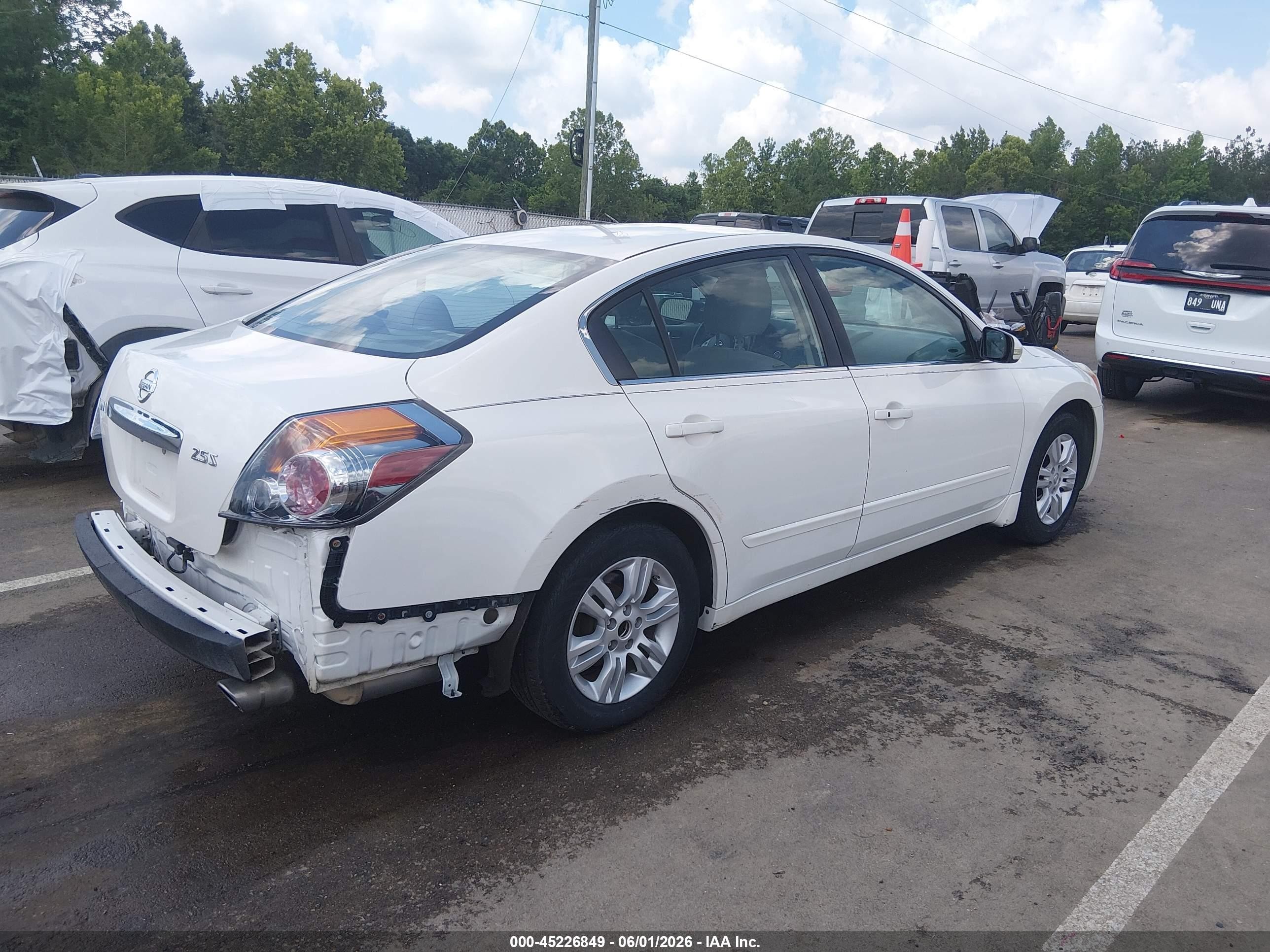 2012 Nissan Altima 2.5 S Белый vin: 1N4AL2AP5CN487874