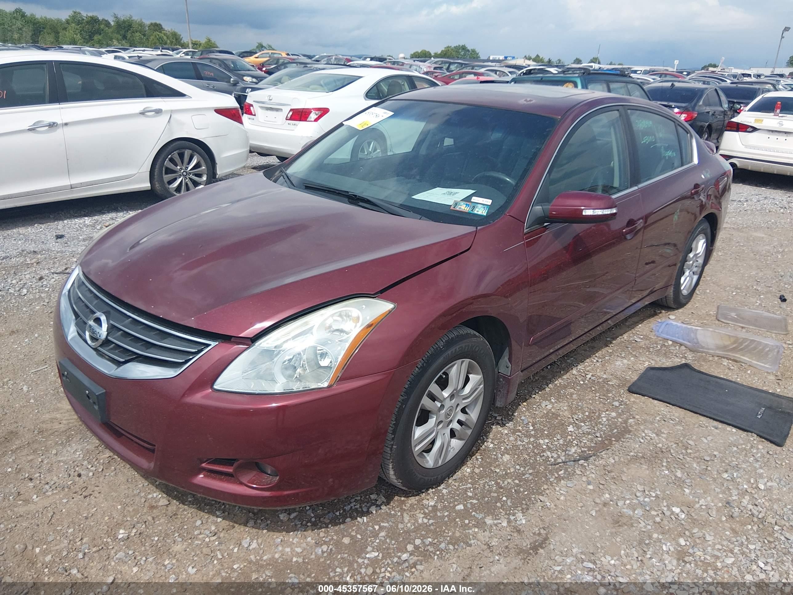 2012 Nissan Altima 2.5 S Red vin: 1N4AL2AP5CN489639