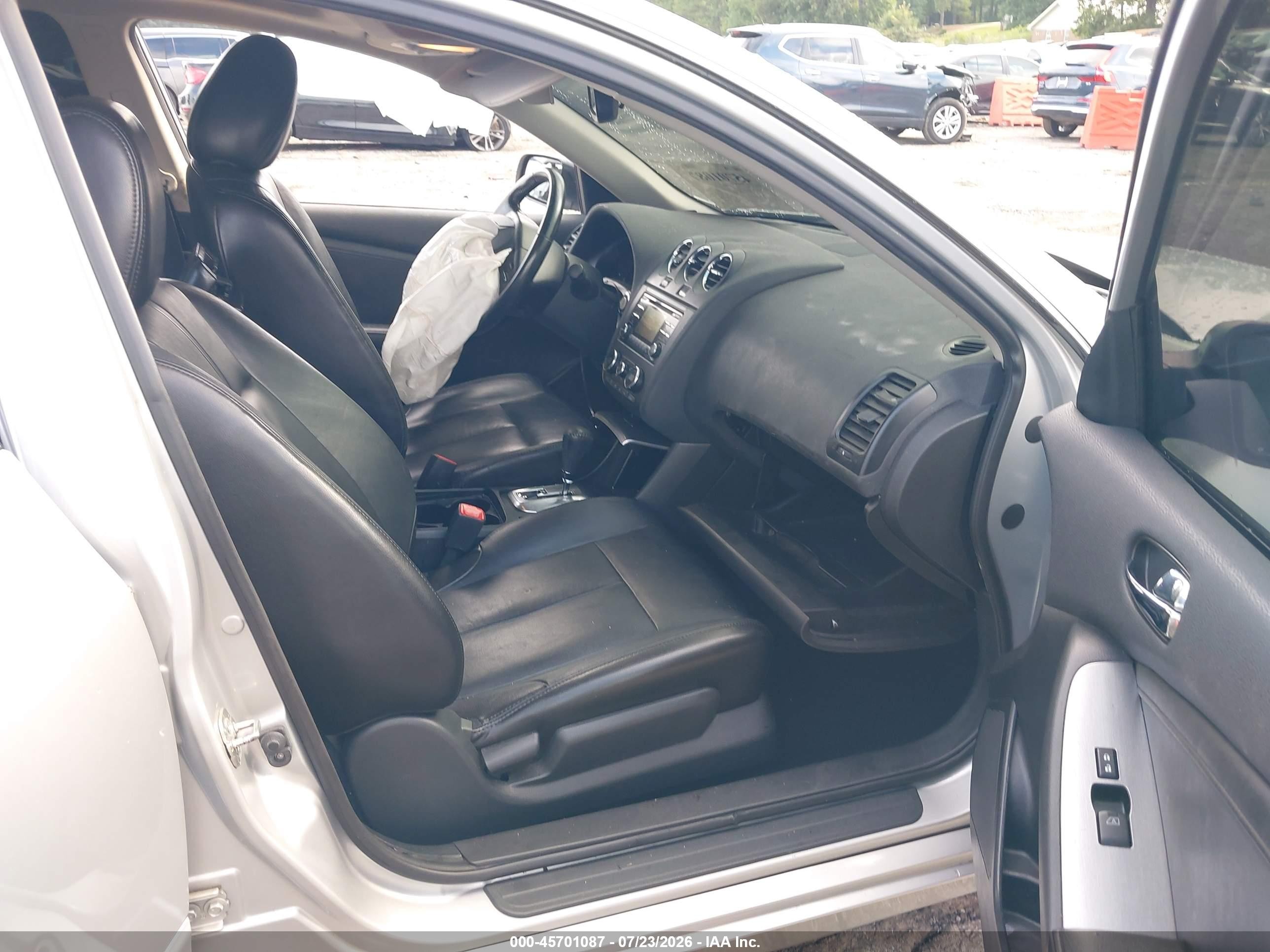 2012 Nissan Altima 2.5 S Silver vin: 1N4AL2AP5CN494551