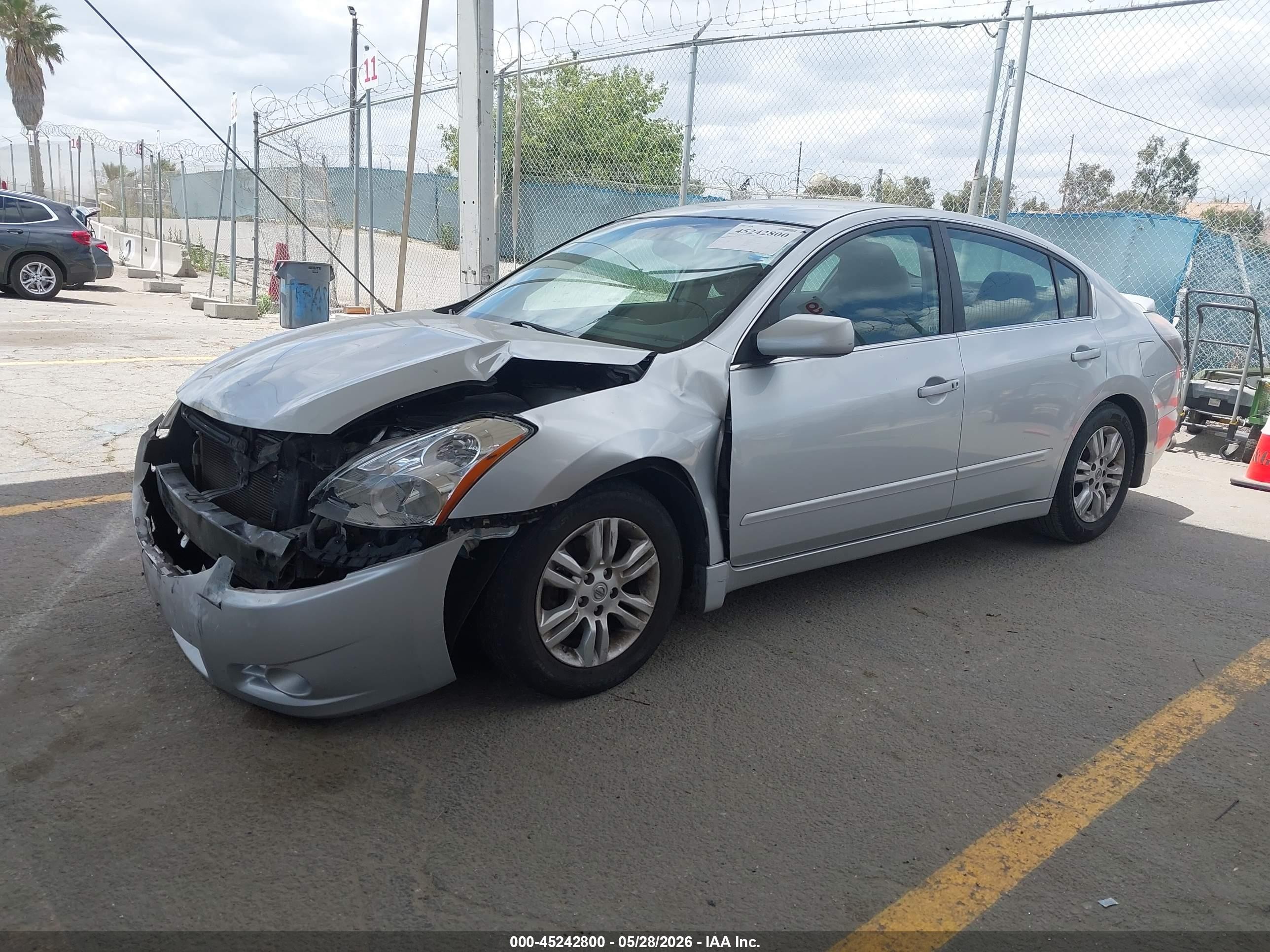 2012 Nissan Altima 2.5 S Silver vin: 1N4AL2AP5CN571287