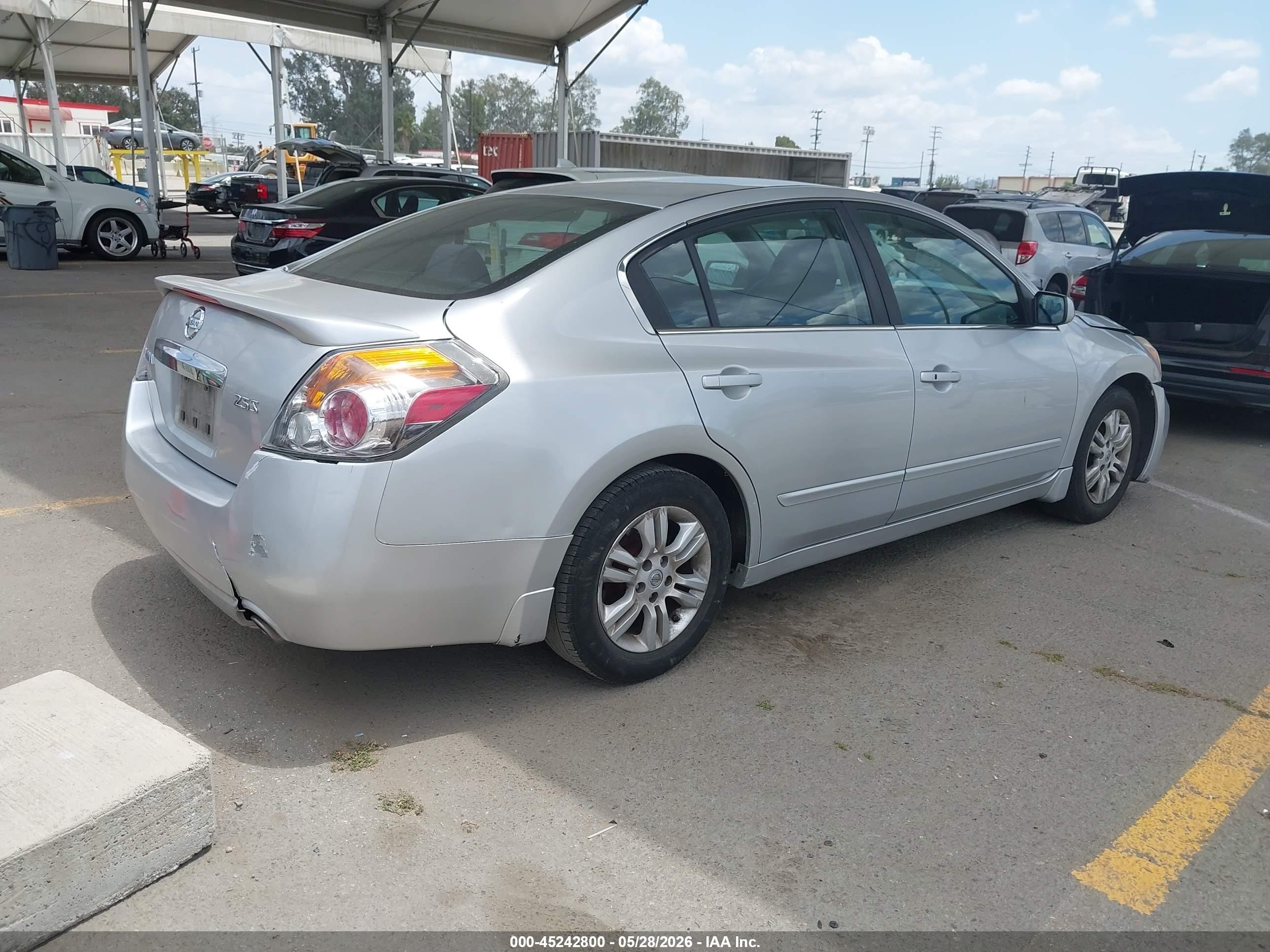 2012 Nissan Altima 2.5 S Silver vin: 1N4AL2AP5CN571287