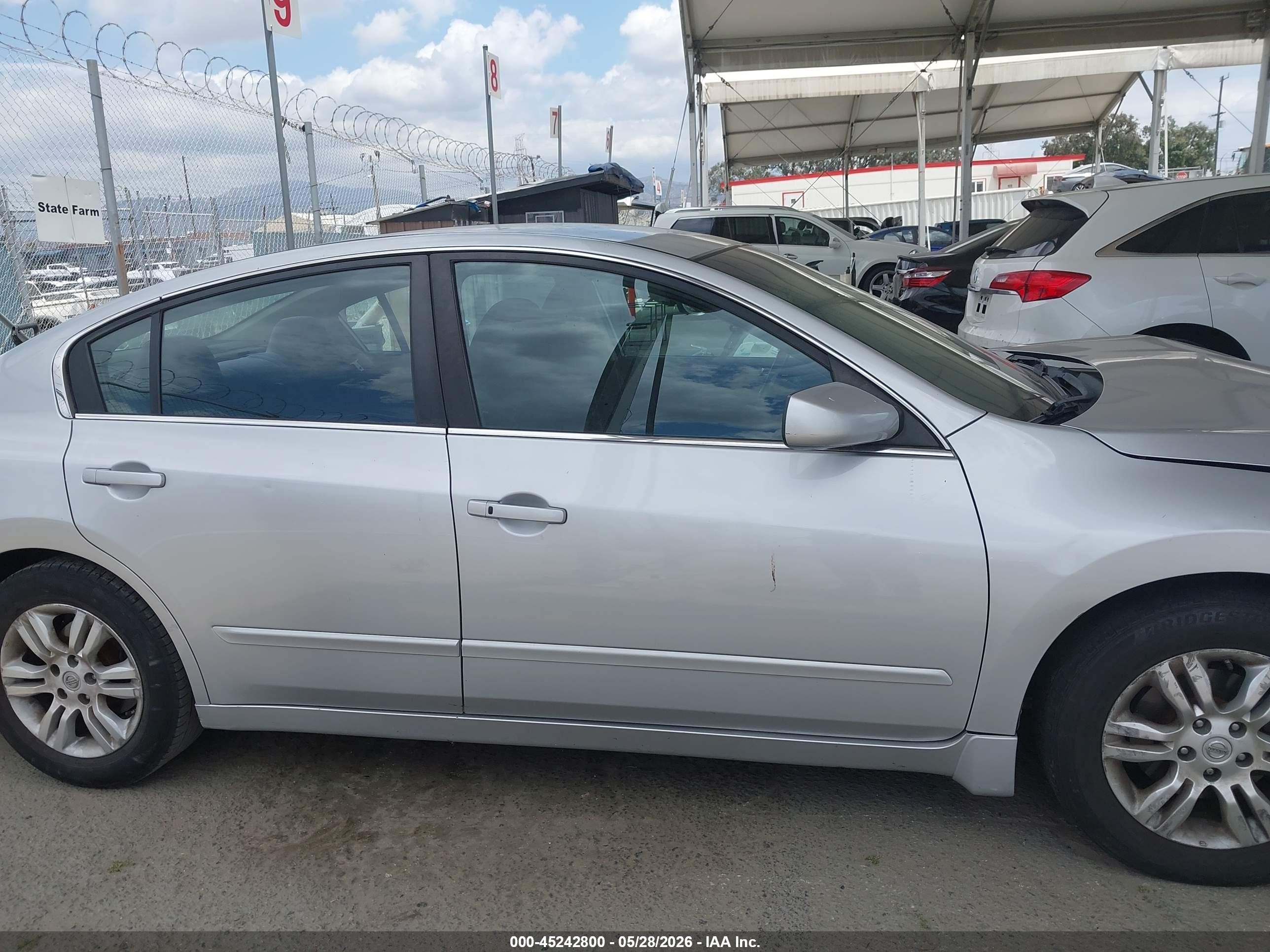 2012 Nissan Altima 2.5 S Silver vin: 1N4AL2AP5CN571287