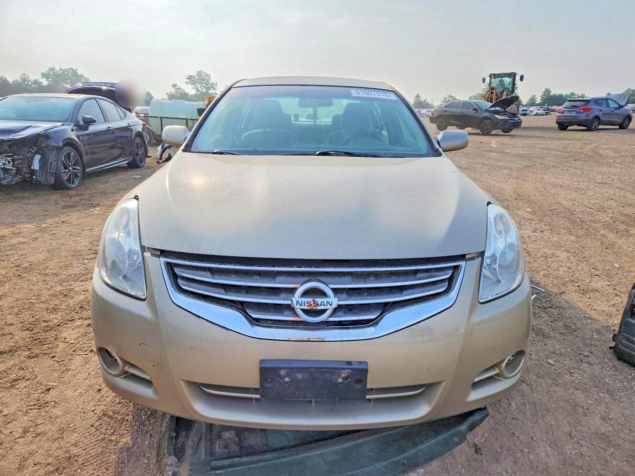 2010 Nissan Altima Base/s Beige vin: 1N4AL2AP6AC110933