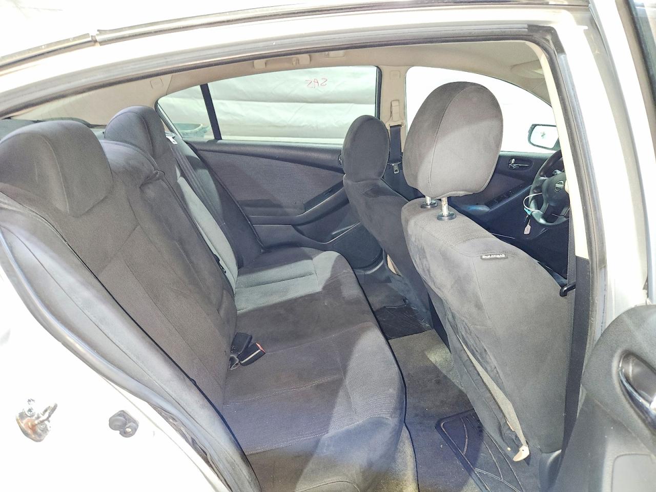2010 Nissan Altima 2.5 Silver vin: 1N4AL2AP6AC143060