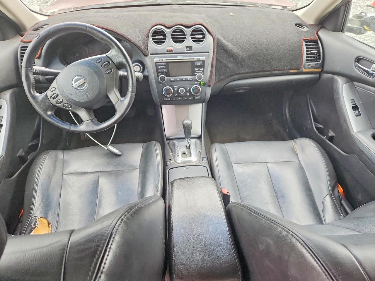 2010 Nissan Altima 2.5 Red vin: 1N4AL2AP6AC162935