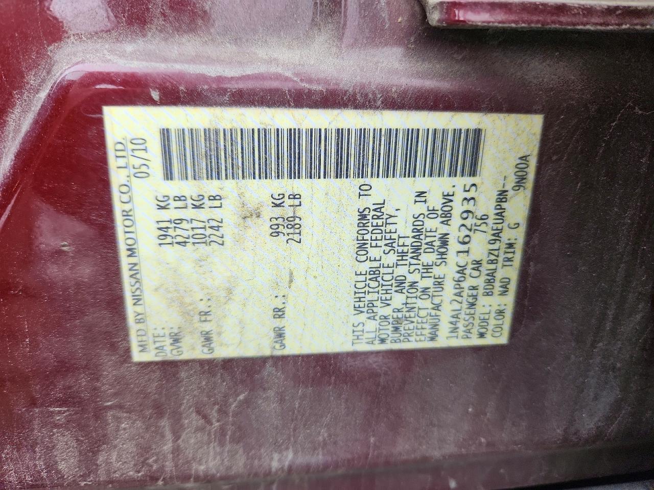 2010 Nissan Altima 2.5 Red vin: 1N4AL2AP6AC162935