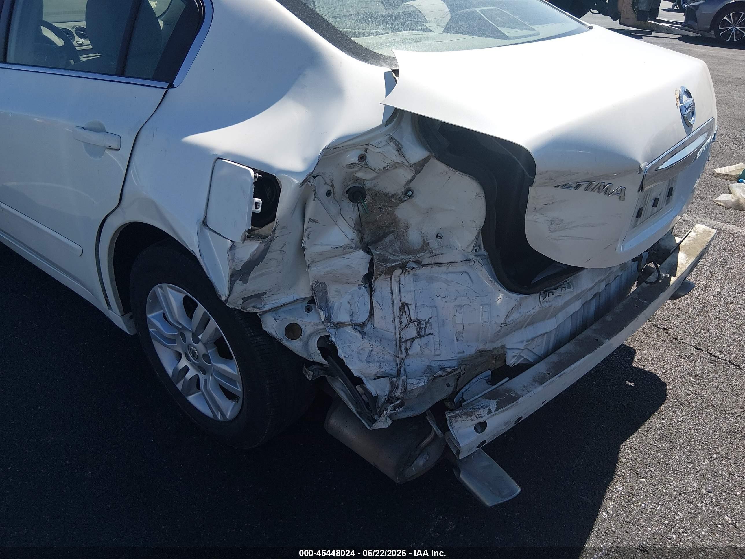 2010 Nissan Altima 2.5 S White vin: 1N4AL2AP6AN428958