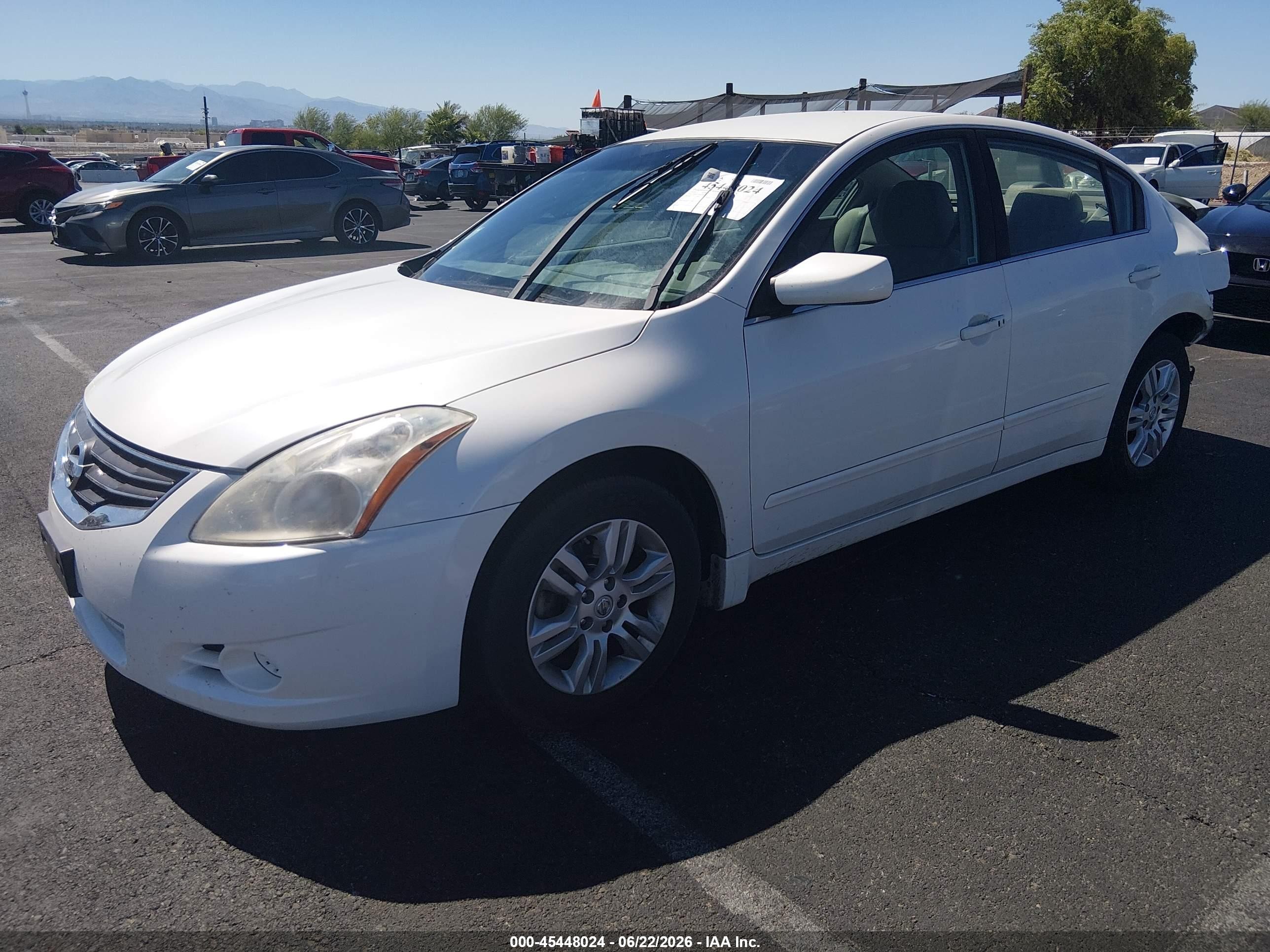 2010 Nissan Altima 2.5 S White vin: 1N4AL2AP6AN428958