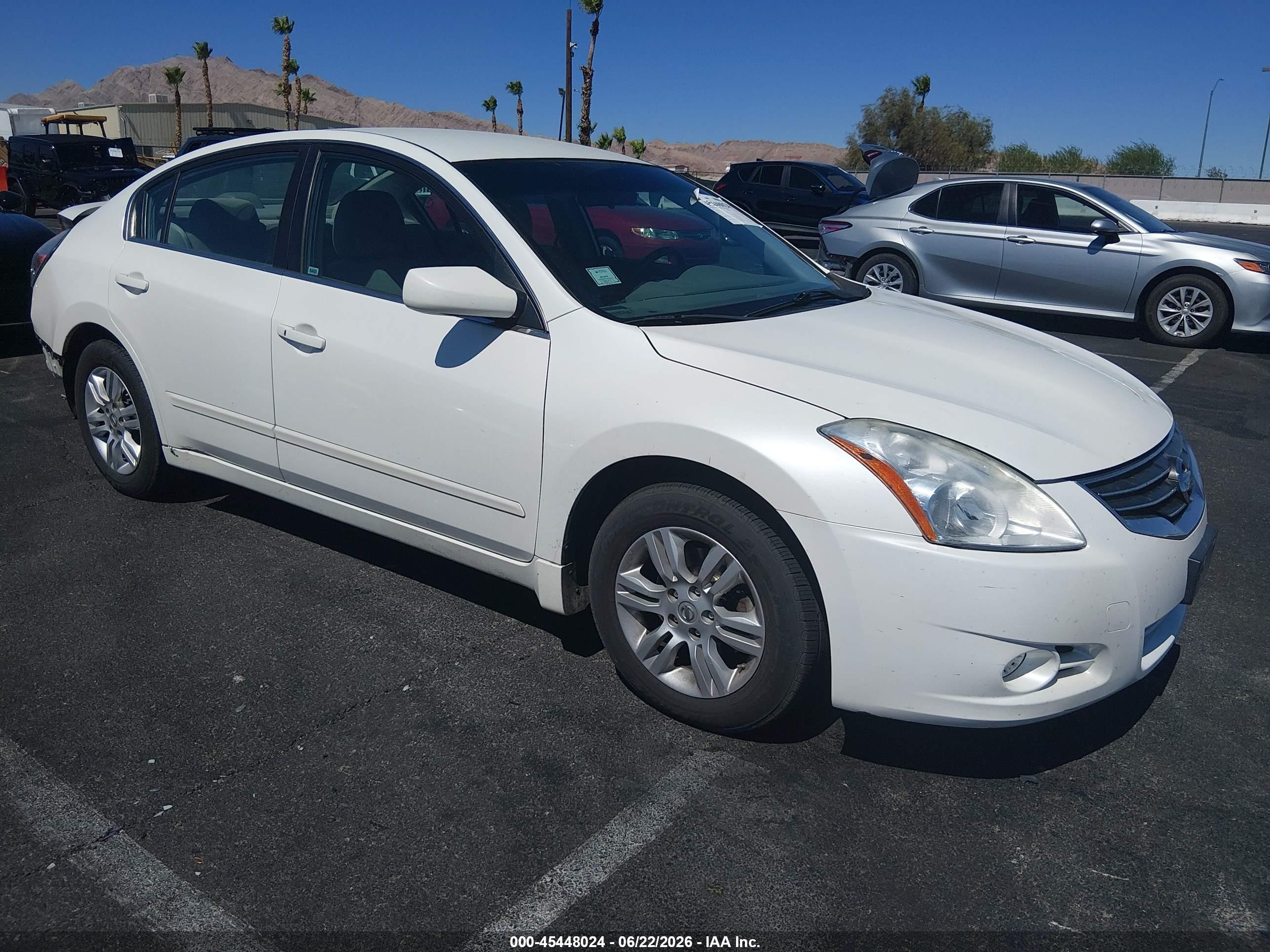 2010 Nissan Altima 2.5 S White vin: 1N4AL2AP6AN428958