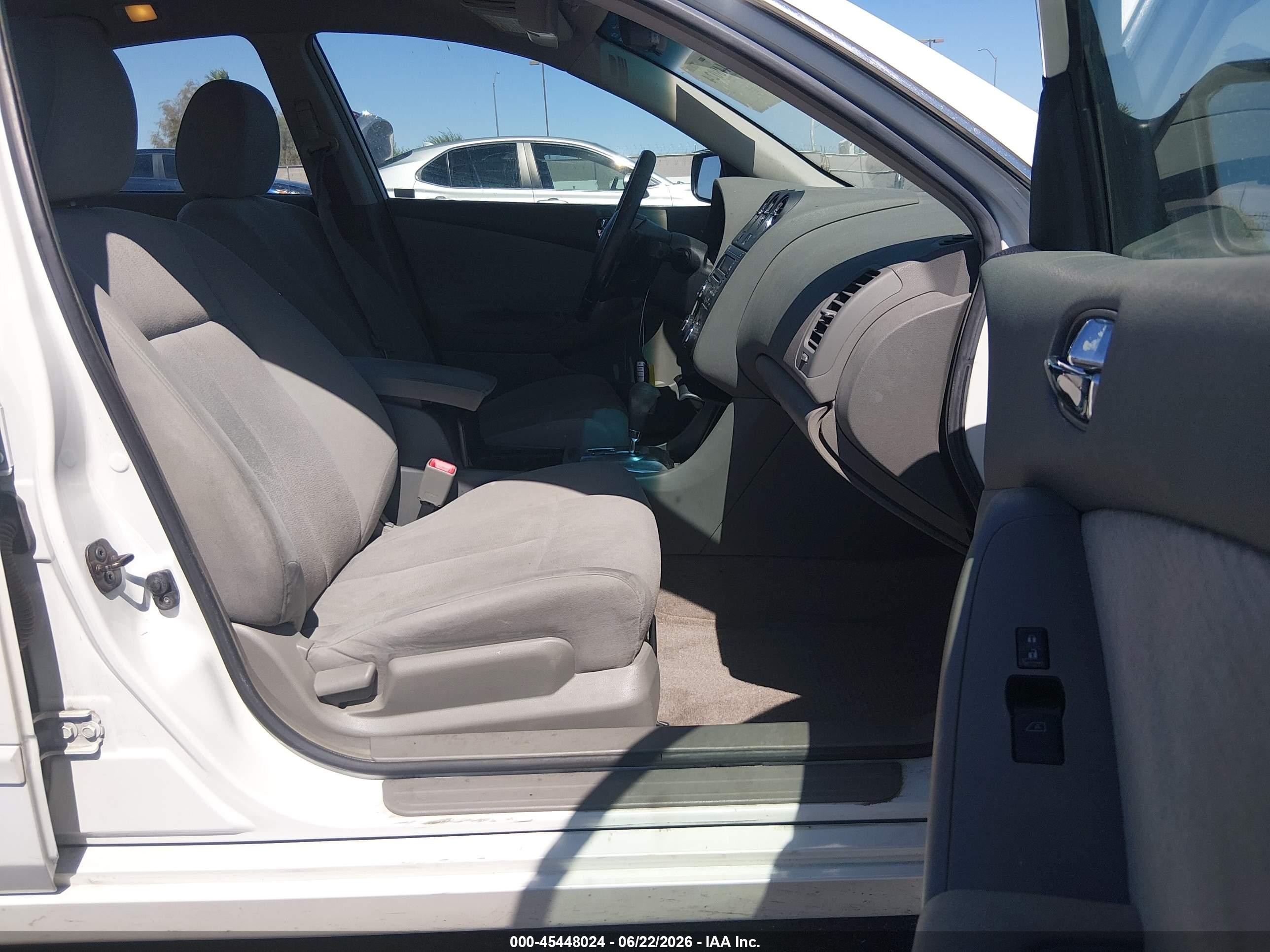 2010 Nissan Altima 2.5 S White vin: 1N4AL2AP6AN428958