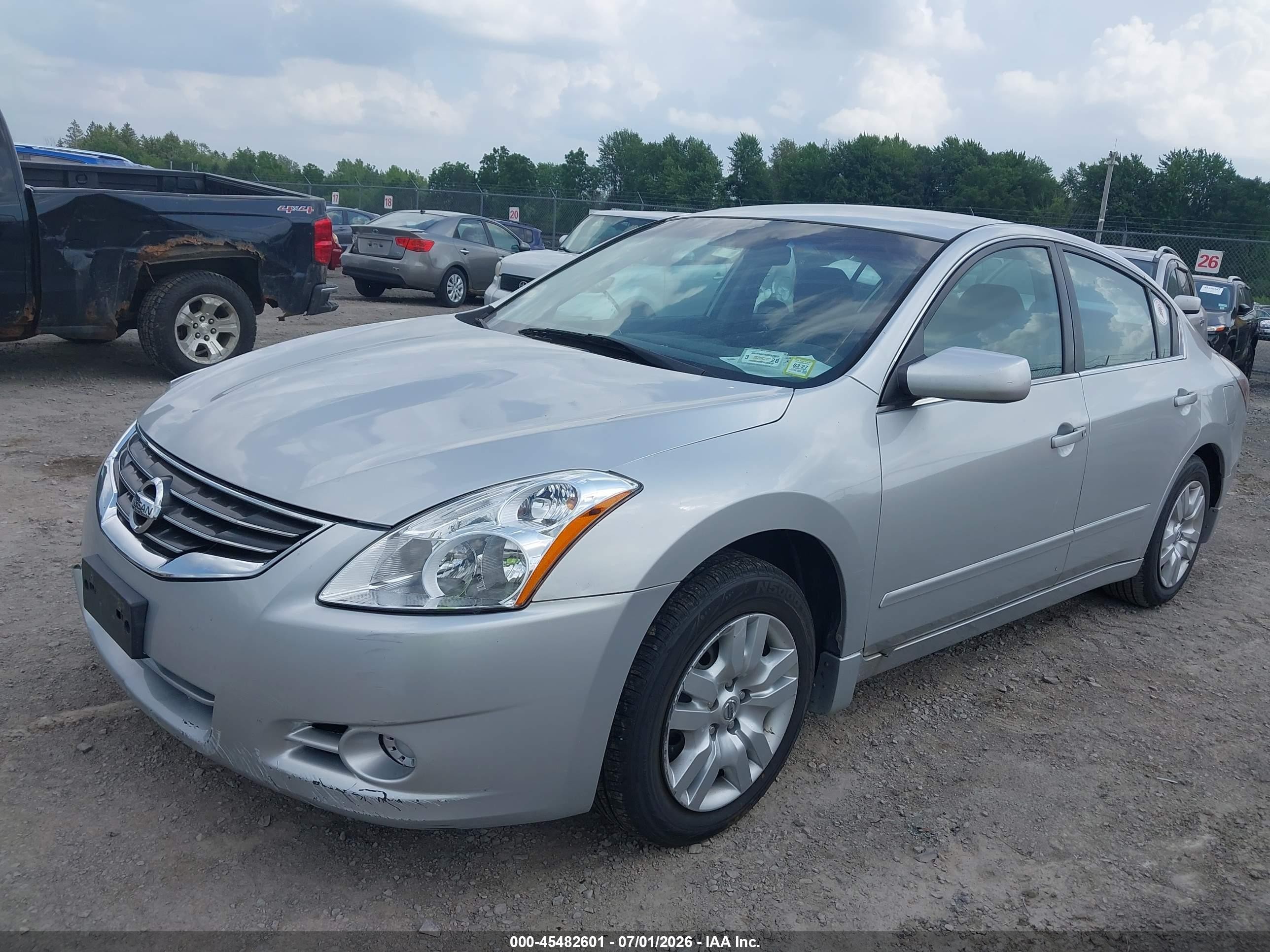 2010 Nissan Altima 2.5 S Silver vin: 1N4AL2AP6AN454878