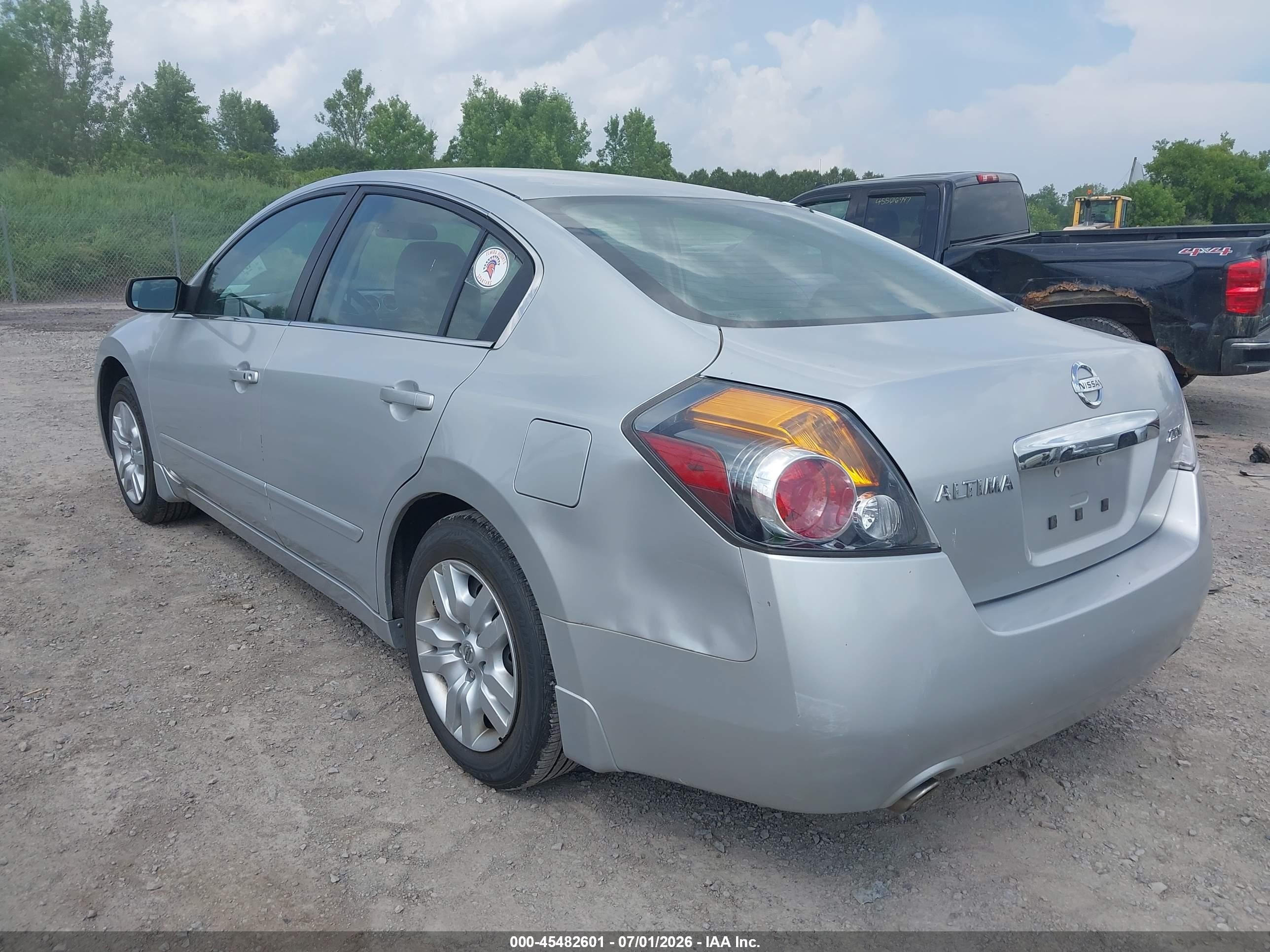 2010 Nissan Altima 2.5 S Silver vin: 1N4AL2AP6AN454878
