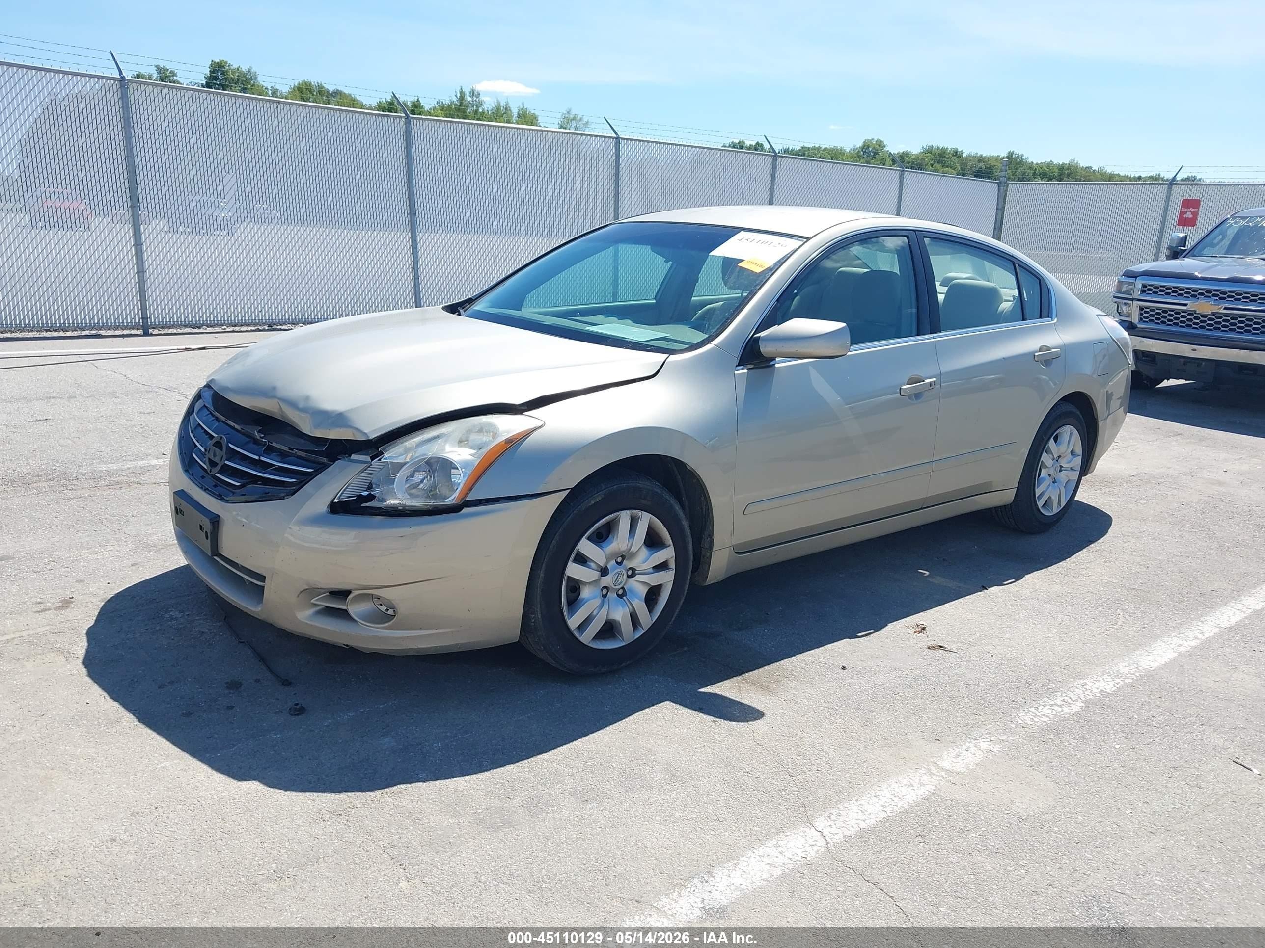 2010 Nissan Altima 2.5 S Silver vin: 1N4AL2AP6AN471941