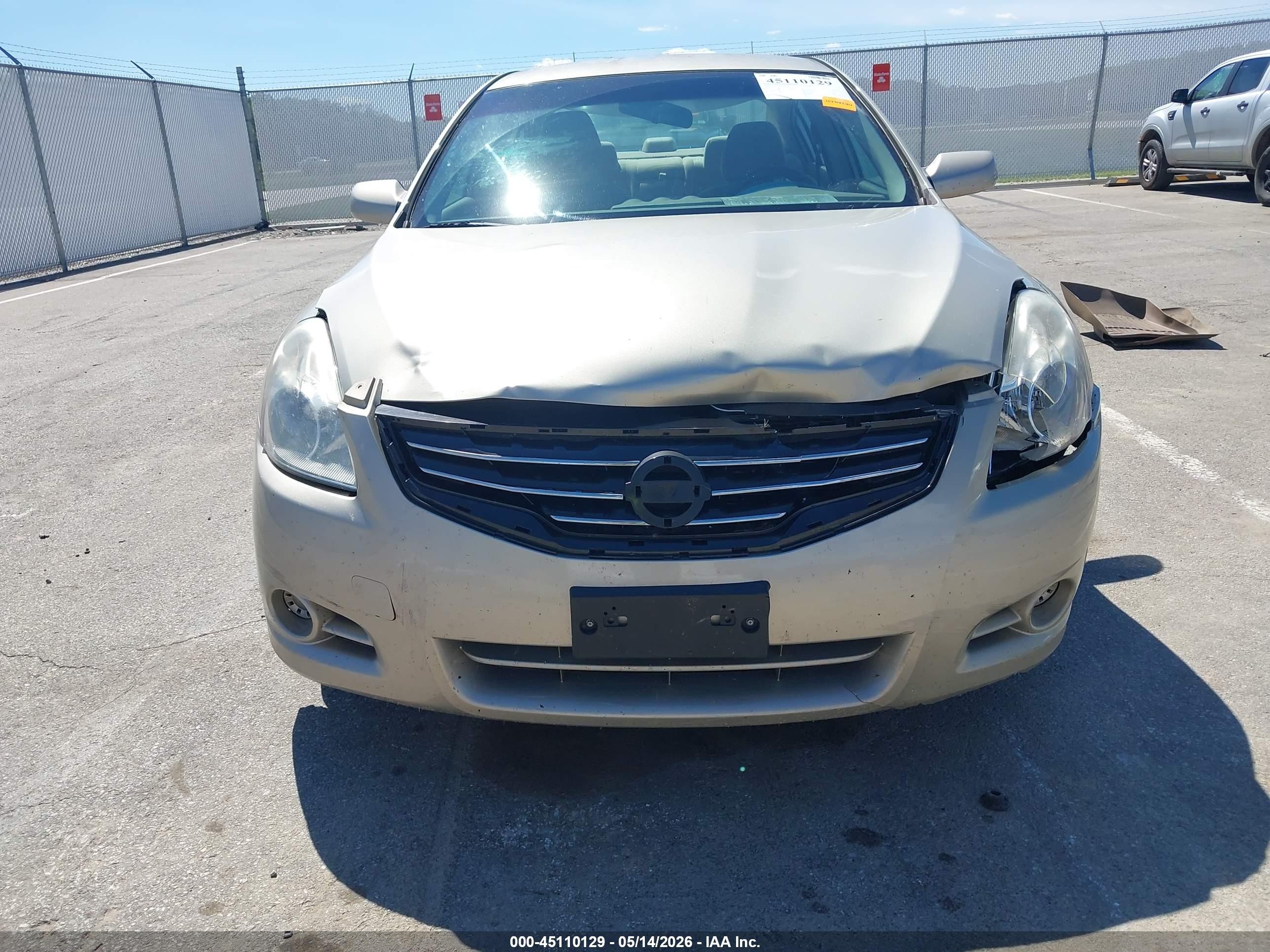 2010 Nissan Altima 2.5 S Silver vin: 1N4AL2AP6AN471941