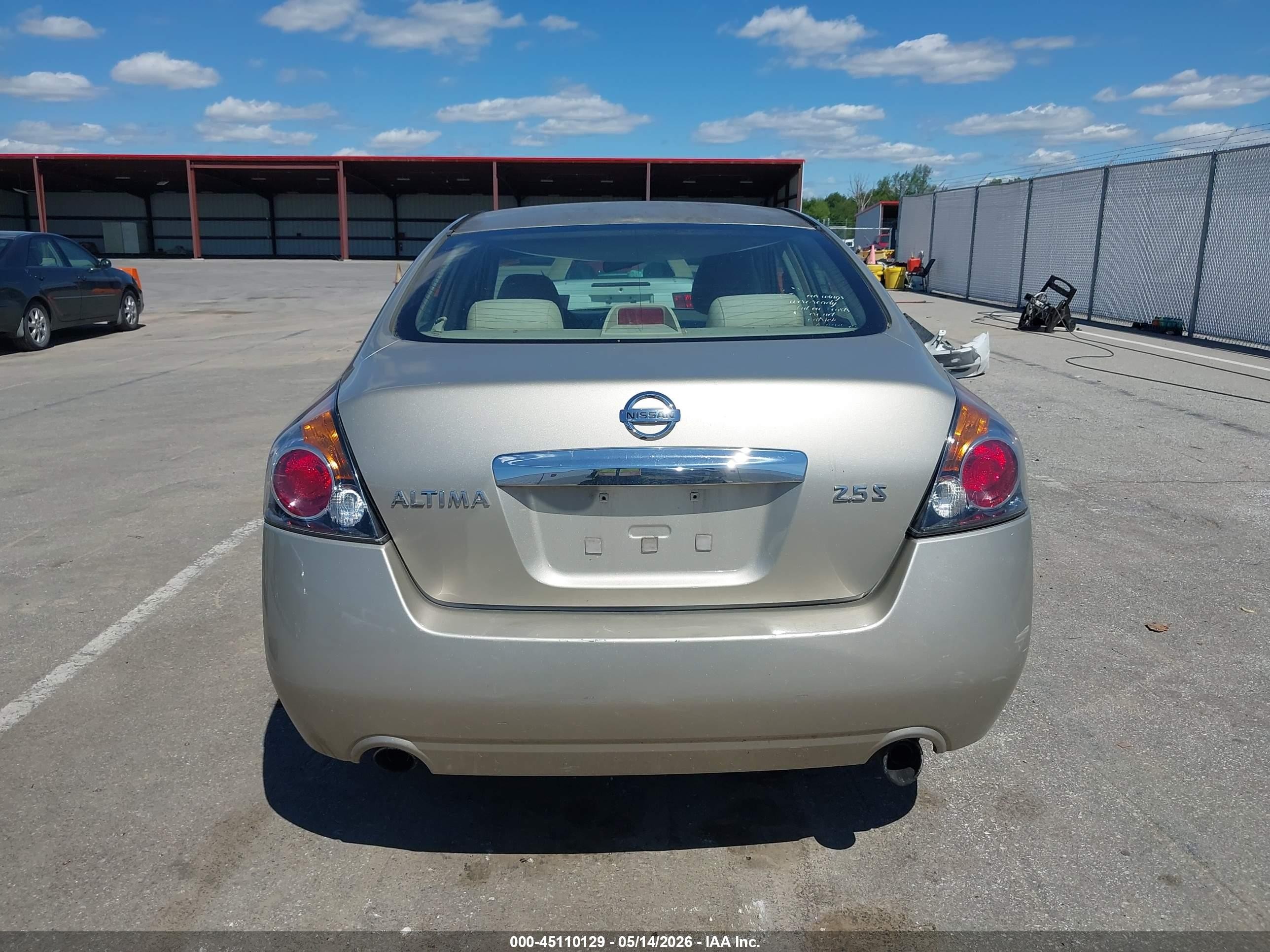 2010 Nissan Altima 2.5 S Silver vin: 1N4AL2AP6AN471941
