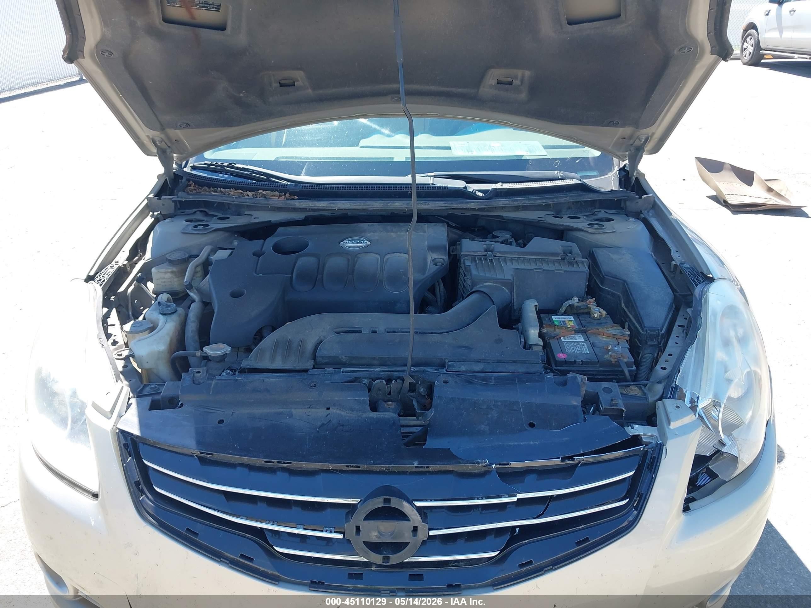 2010 Nissan Altima 2.5 S Silver vin: 1N4AL2AP6AN471941