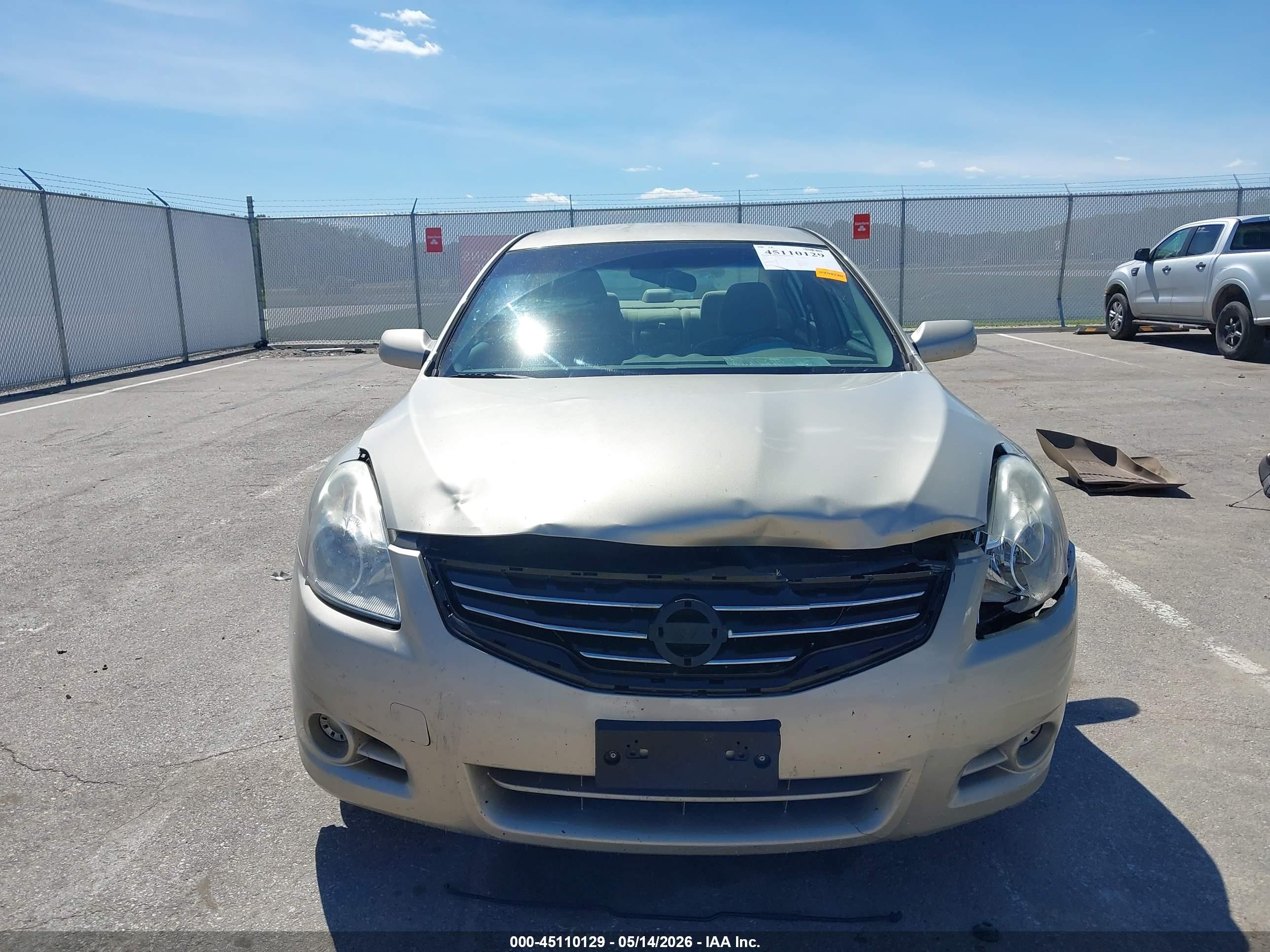 2010 Nissan Altima 2.5 S Silver vin: 1N4AL2AP6AN471941