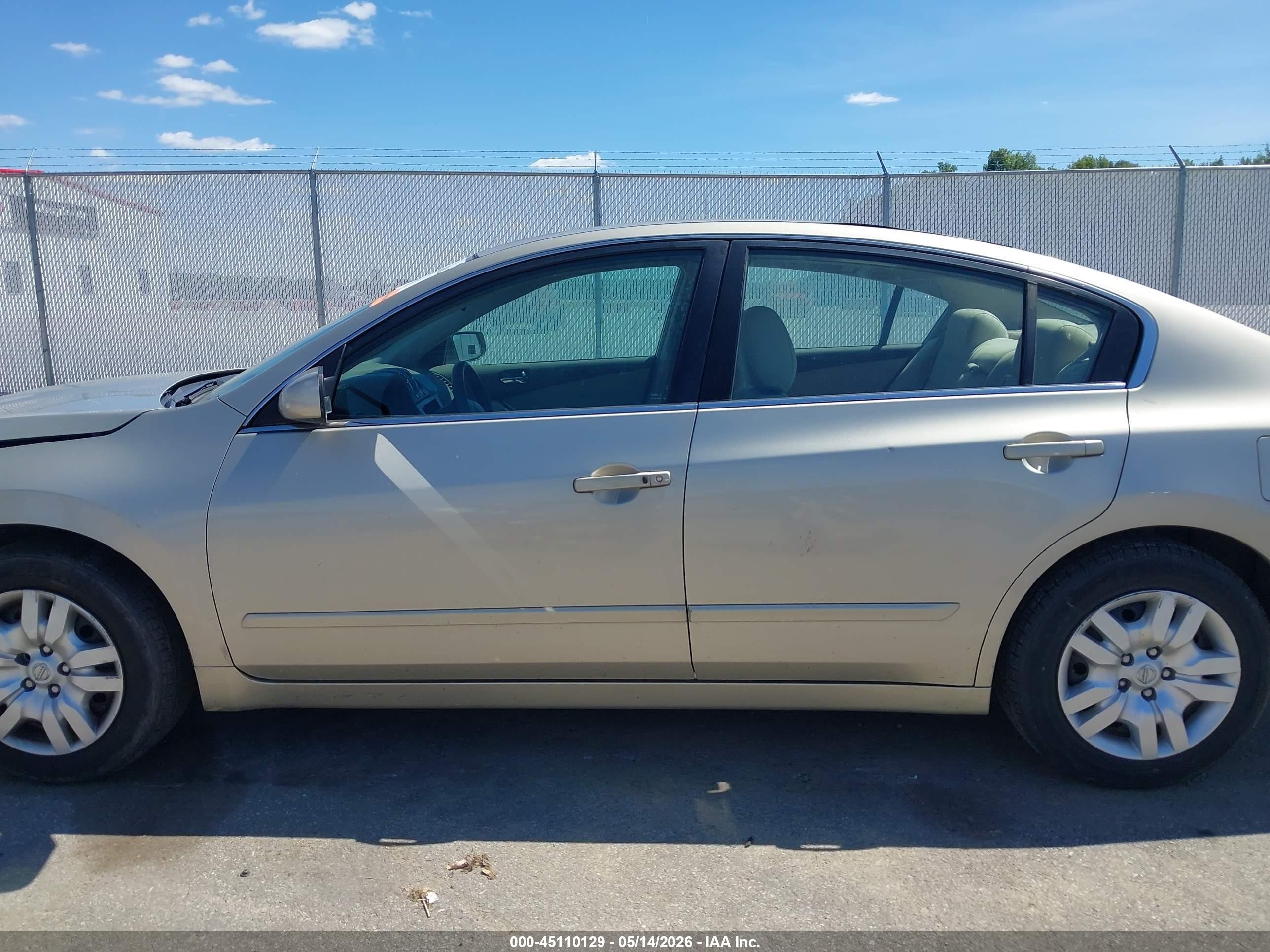 2010 Nissan Altima 2.5 S Silver vin: 1N4AL2AP6AN471941