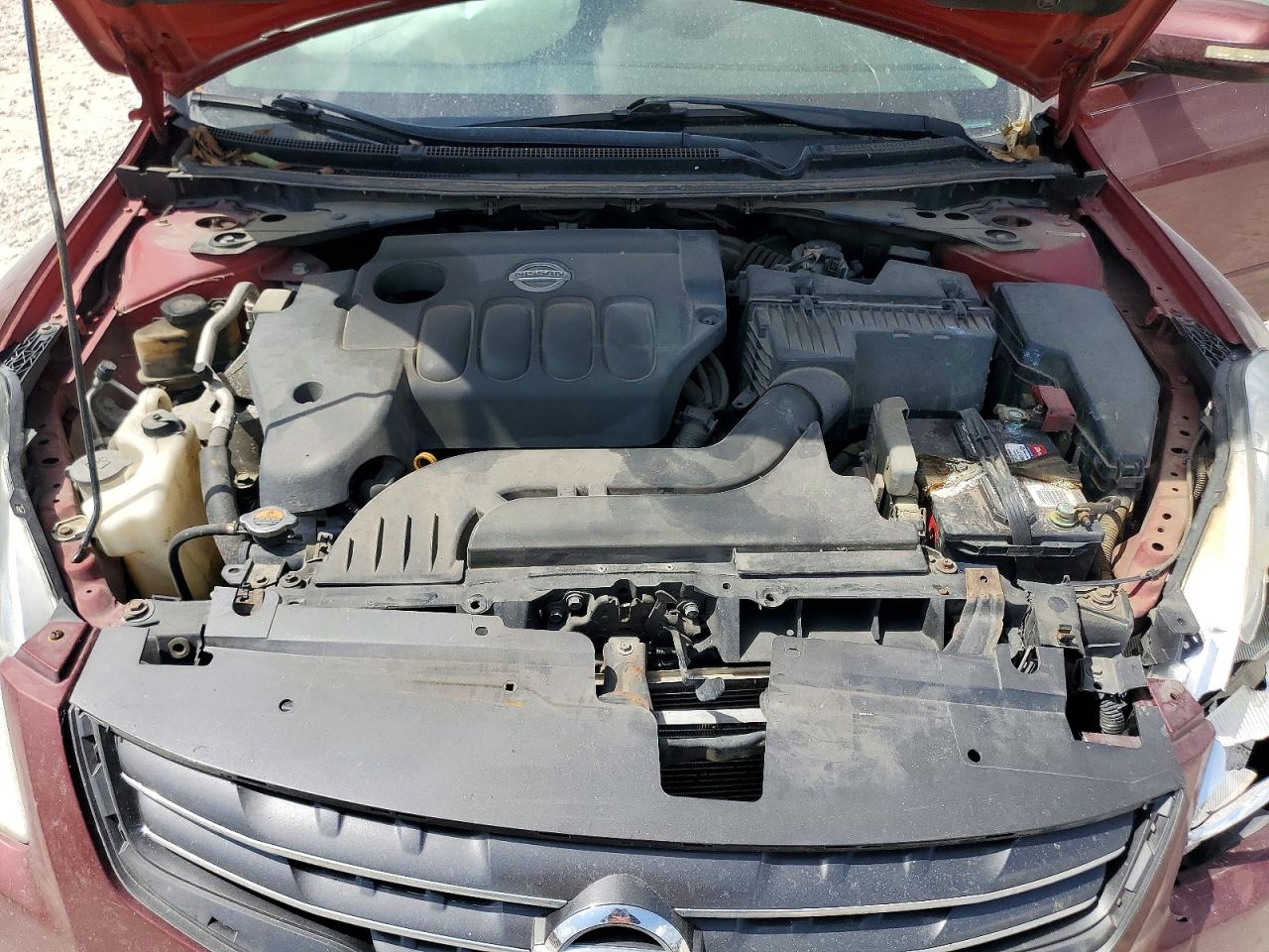 2010 Nissan Altima Base/s Maroon vin: 1N4AL2AP6AN488481