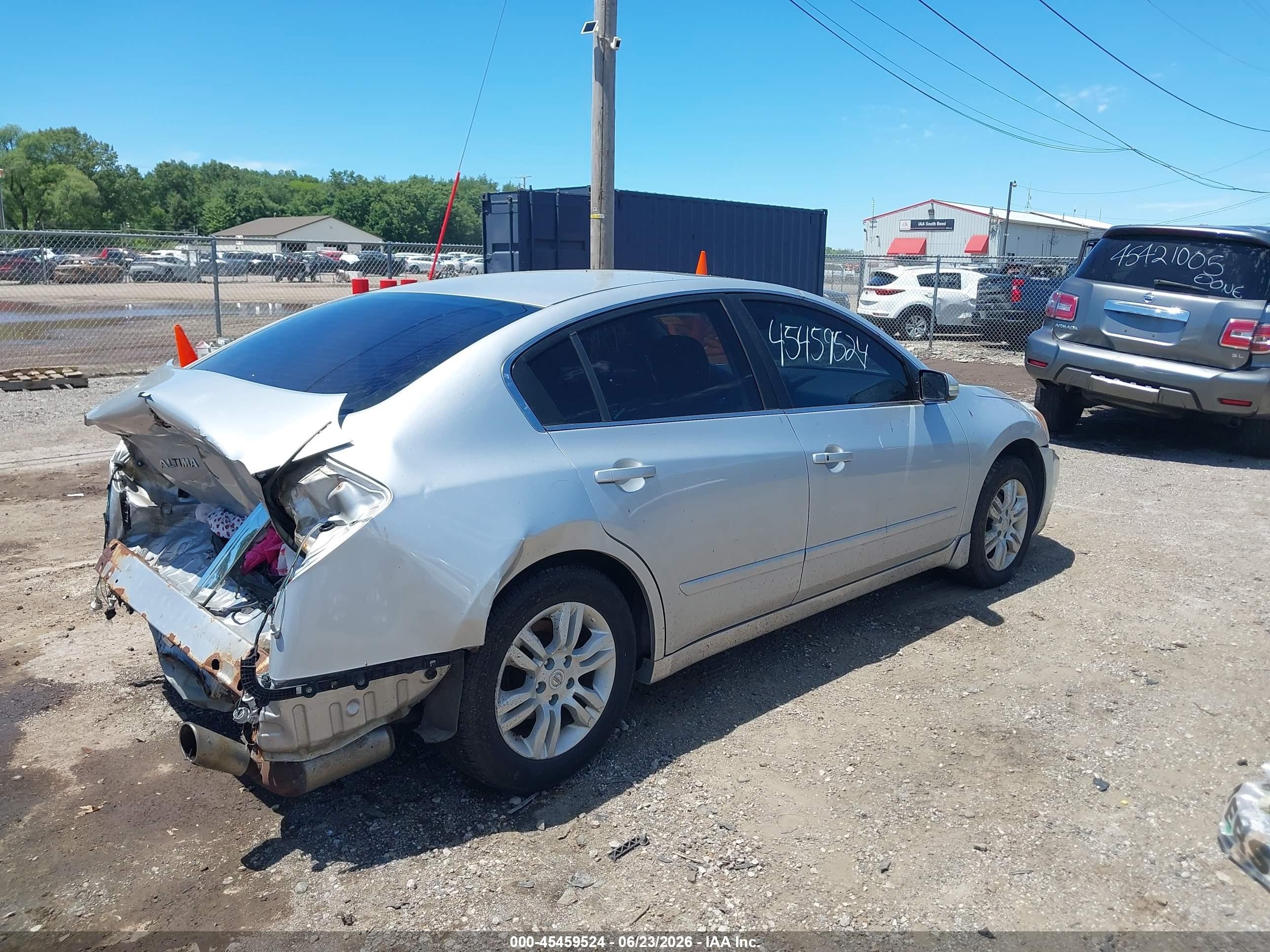 2010 Nissan Altima 2.5 S Silver vin: 1N4AL2AP6AN492272