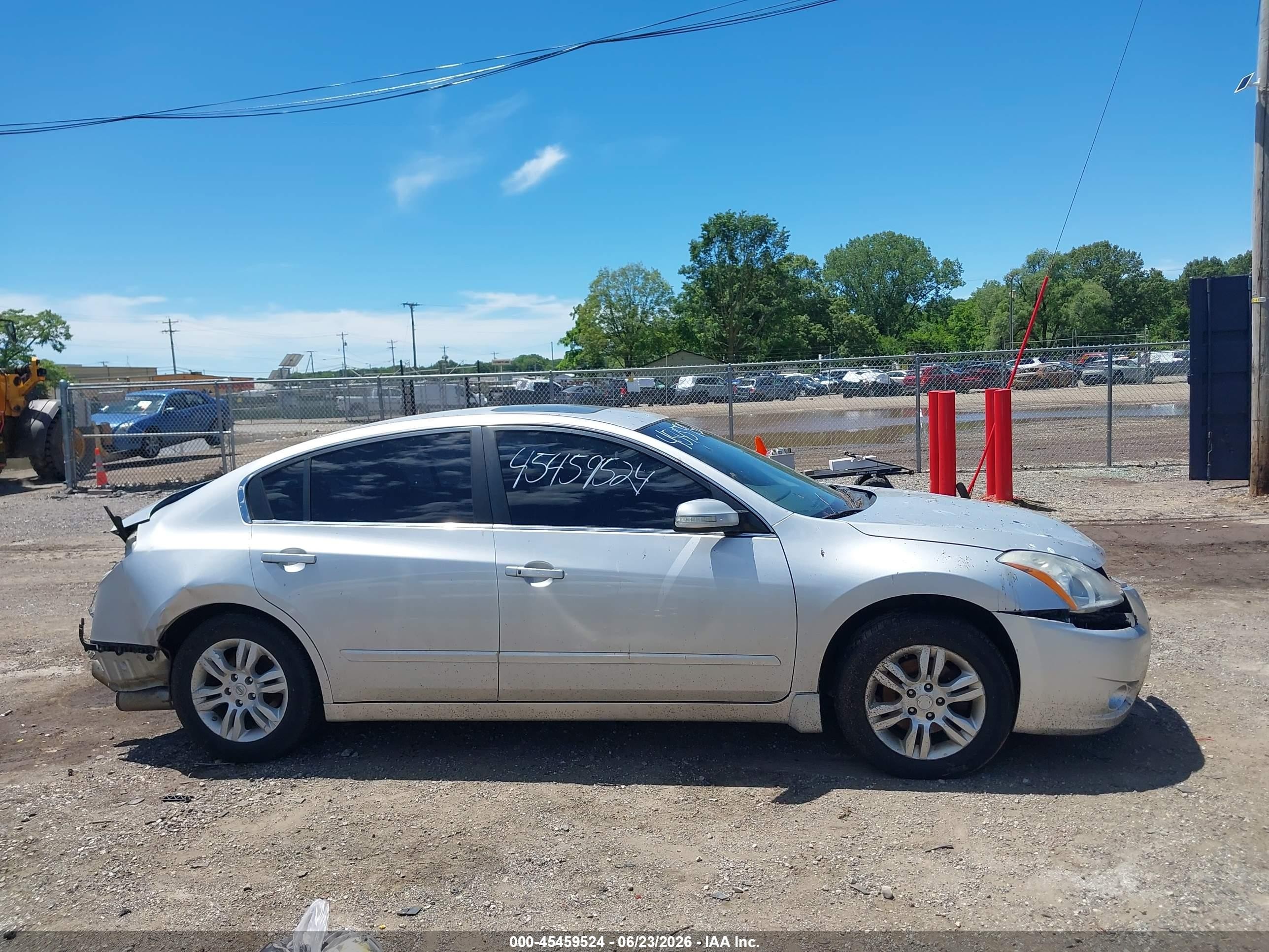 2010 Nissan Altima 2.5 S Silver vin: 1N4AL2AP6AN492272