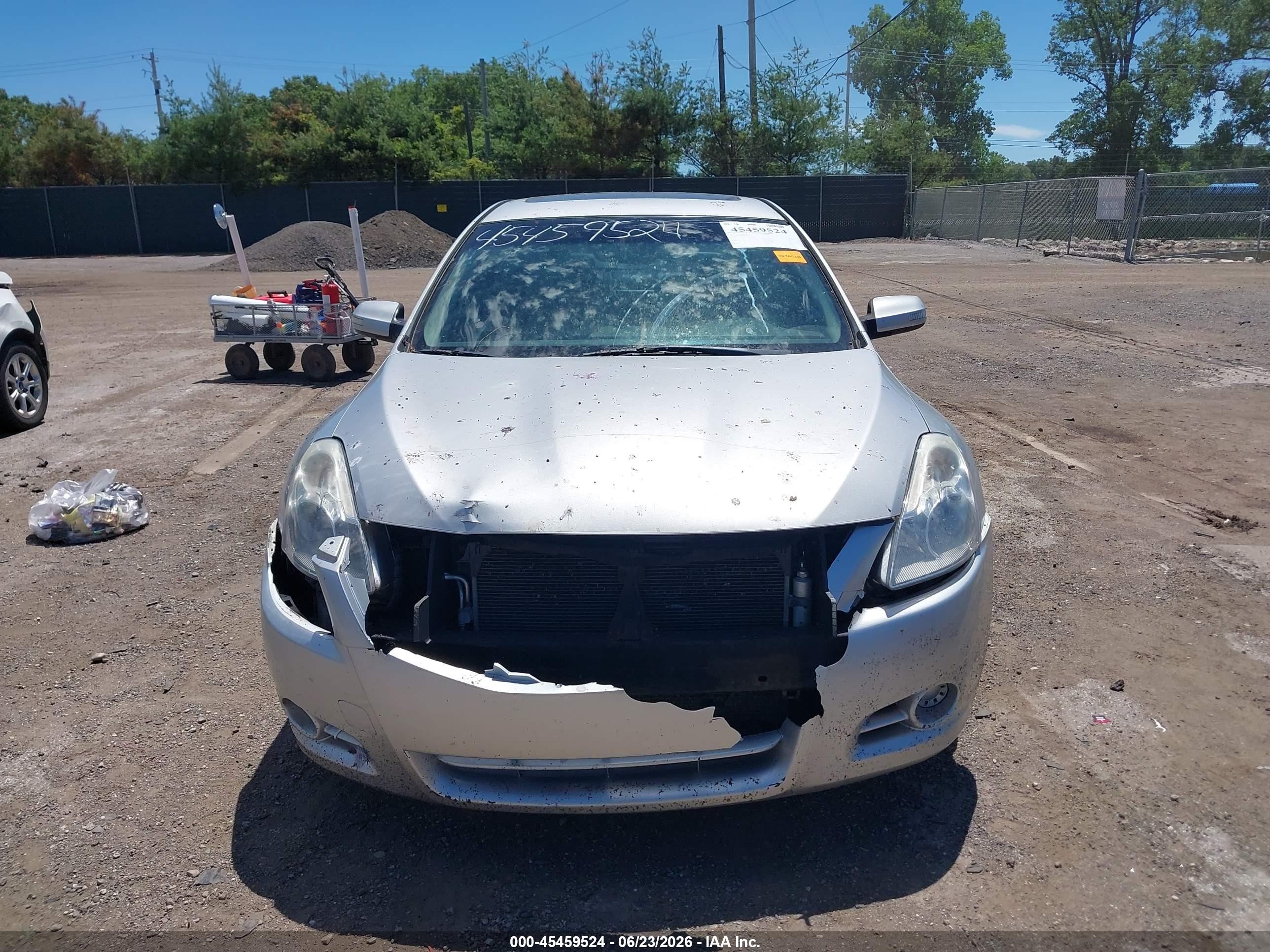 2010 Nissan Altima 2.5 S Silver vin: 1N4AL2AP6AN492272