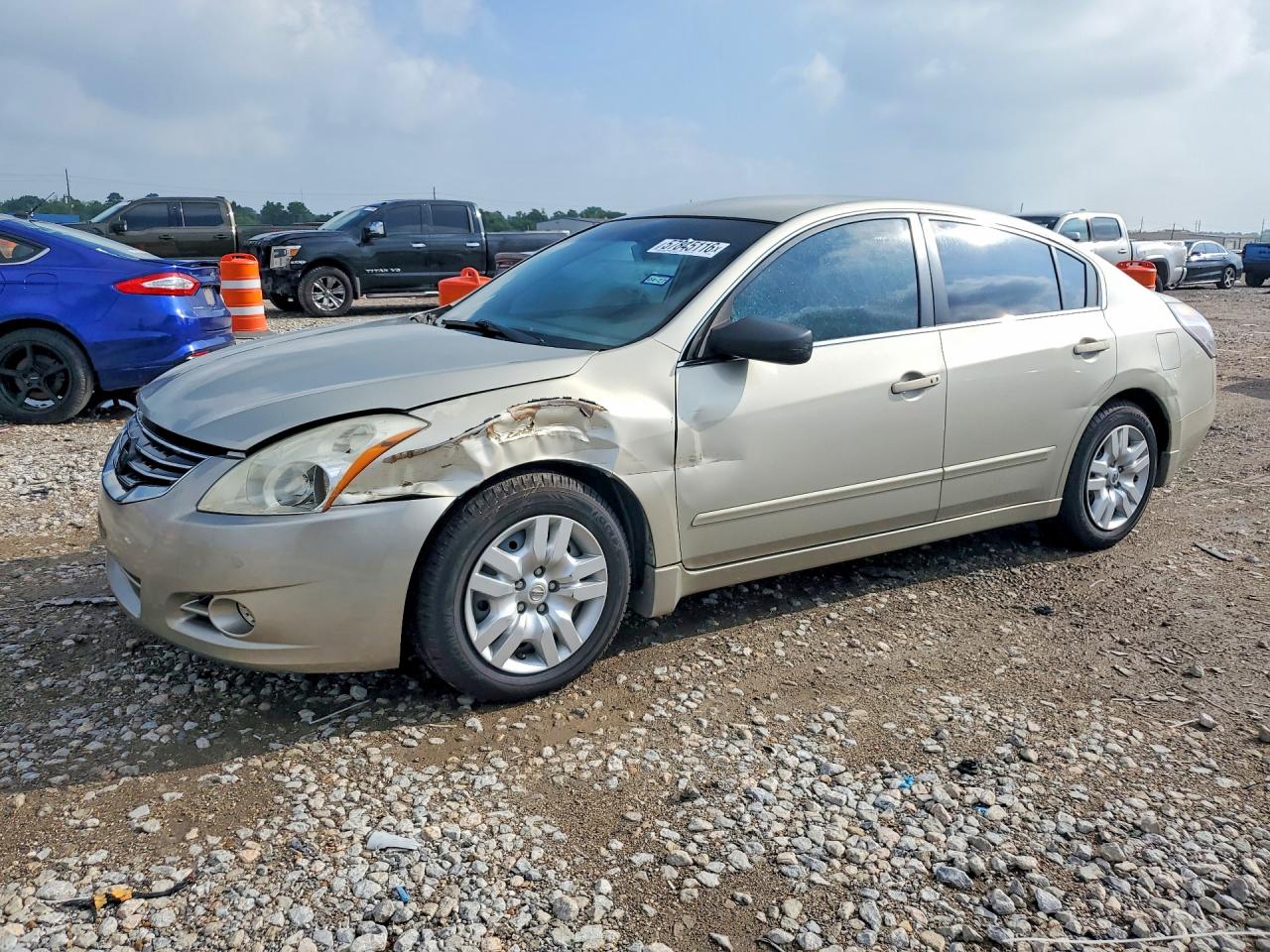 2010 Nissan Altima 2.5 Tan vin: 1N4AL2AP6AN519194